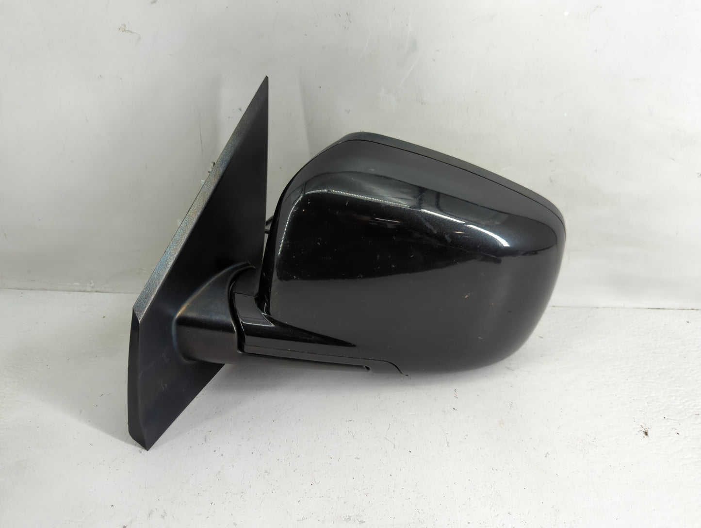 2010 Dodge Journey Side Mirror Replacement Driver Left View Door Mirror Fits OEM Used Auto Parts - Oemusedautoparts1.com