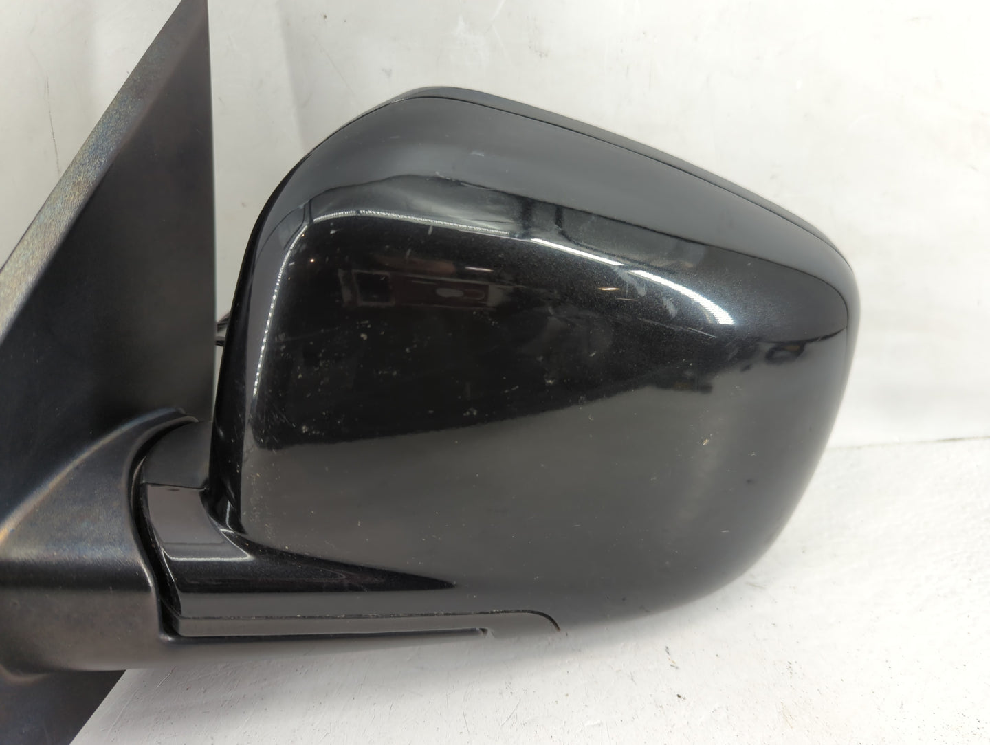 2010 Dodge Journey Side Mirror Replacement Driver Left View Door Mirror Fits OEM Used Auto Parts - Oemusedautoparts1.com