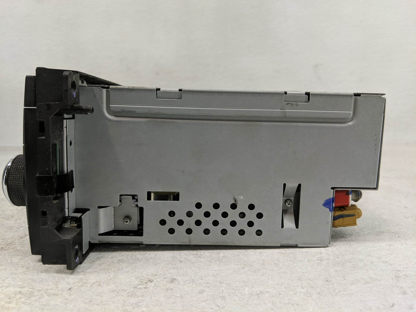 2009-2010 Dodge Journey Radio AM FM Cd Player Receiver Replacement P/N:05064920AE Fits Fits 2008 2009 2010 OEM Used Auto Par