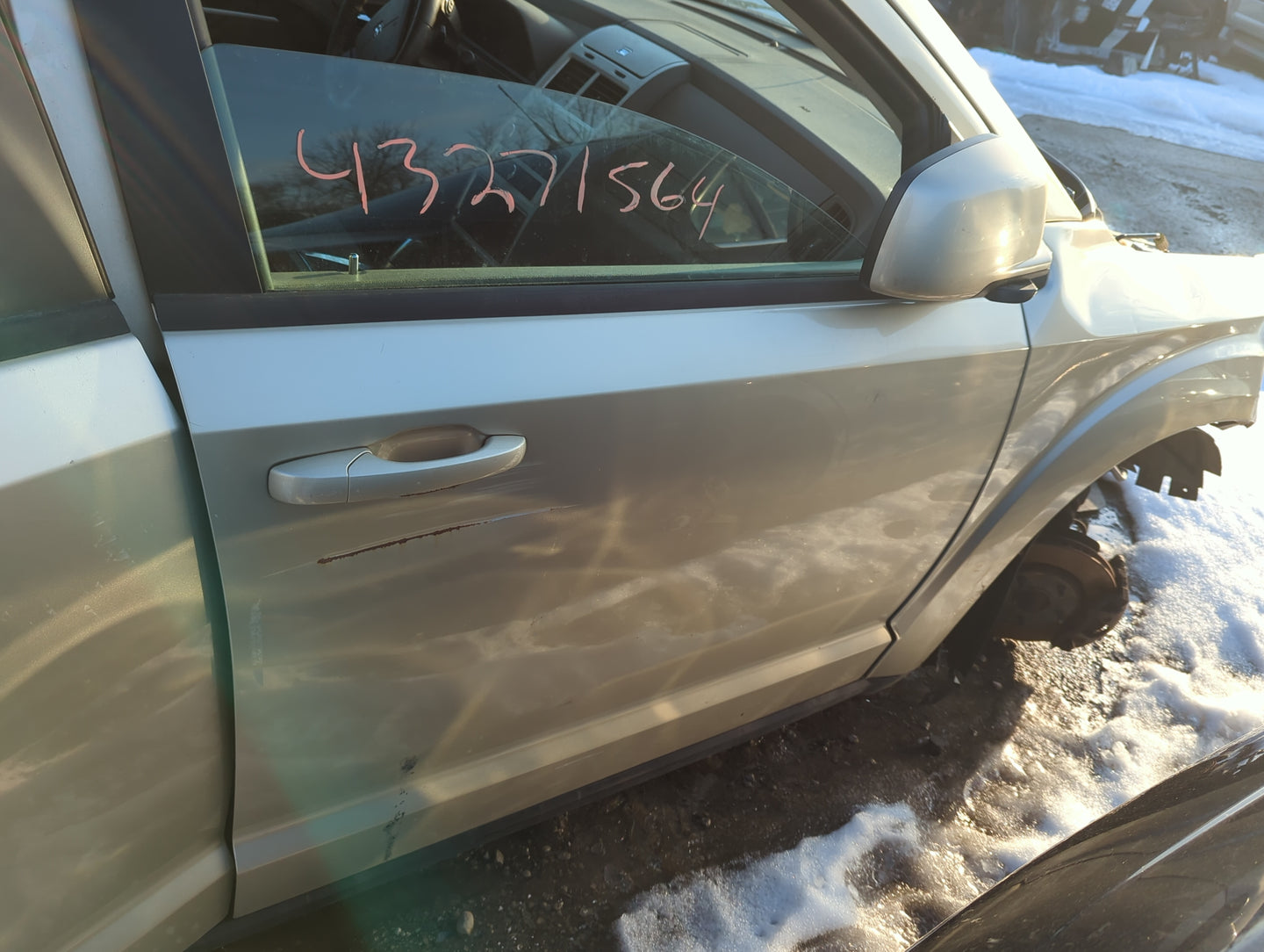 2010 Dodge Journey Passenger Front Door Oem - Oemusedautoparts1.com