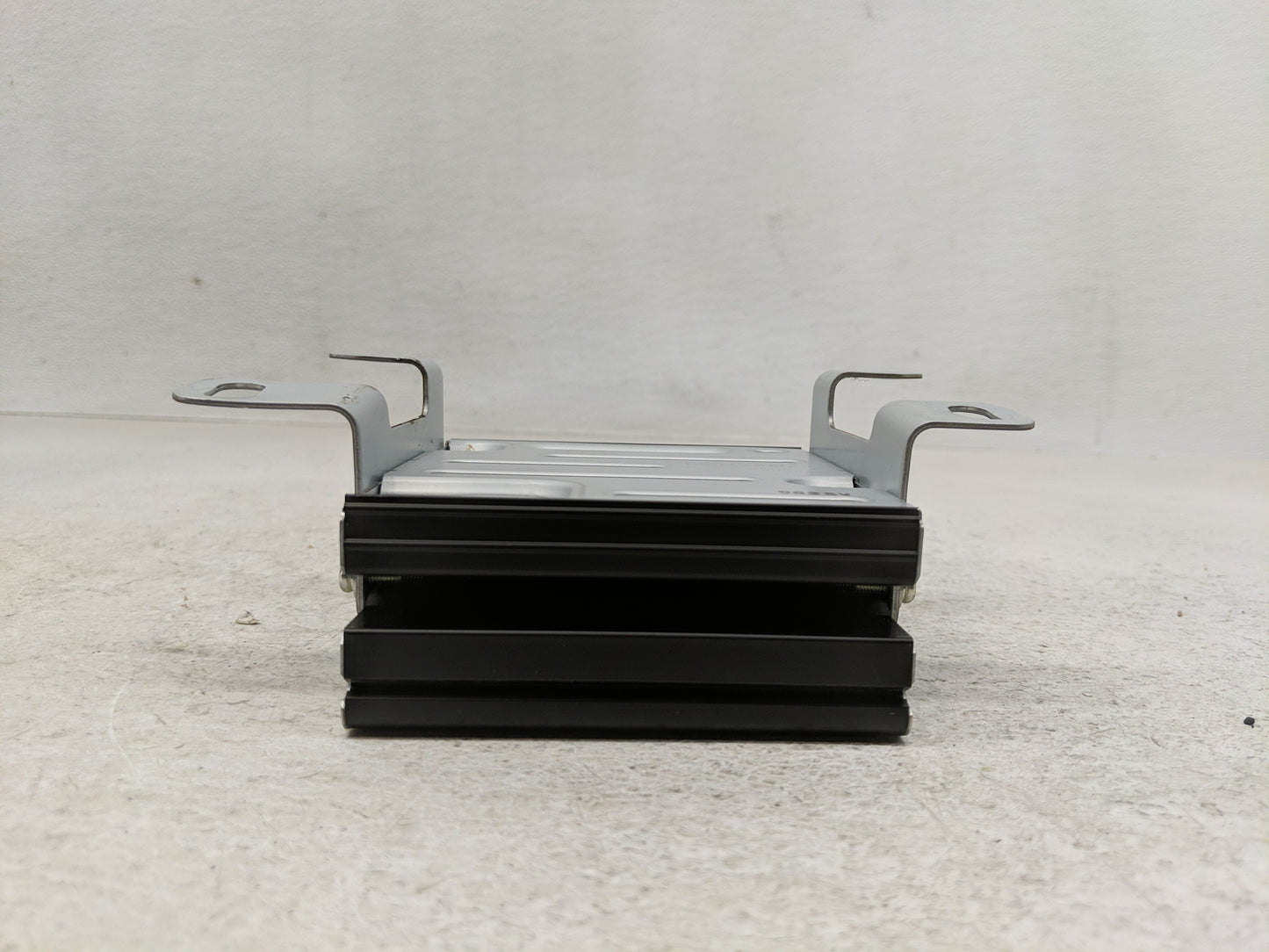 2010 Dodge Journey Radio AM FM Cd Player Receiver Replacement P/N:05026278AB Fits OEM Used Auto Parts - Oemusedautoparts1.co