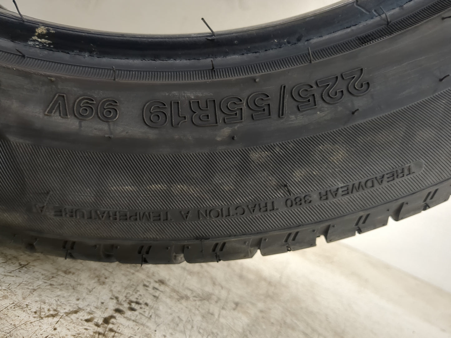 Used Tire 225/55R19 FULLWAY HP108 99V - Tread Depth 10/32 - Oemusedautoparts1.com