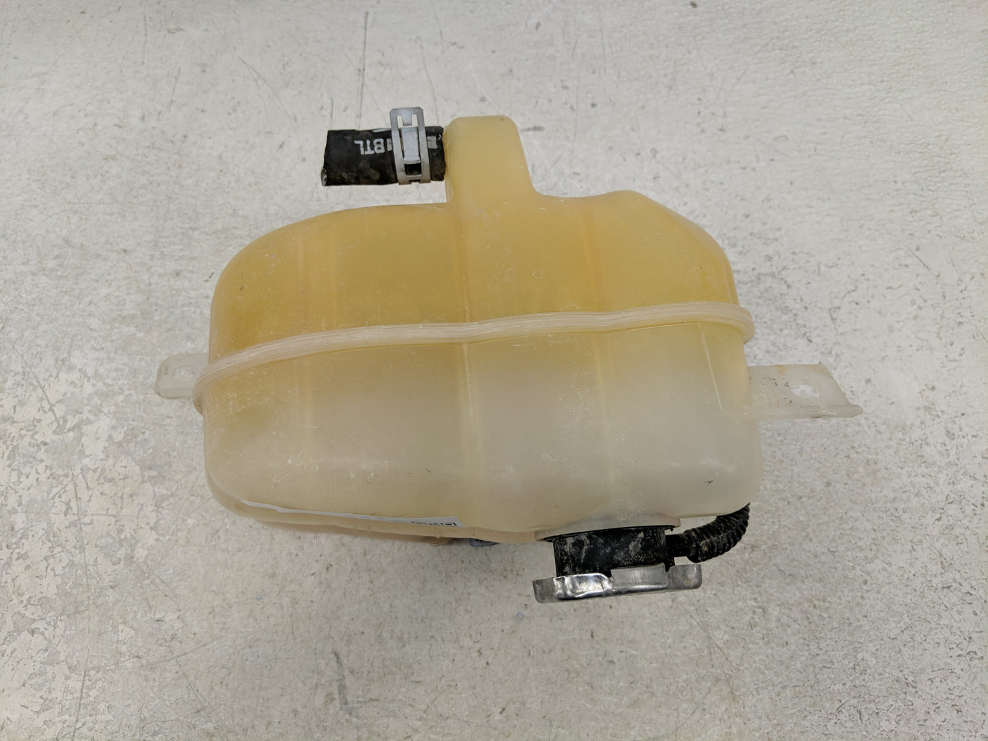 2009-2019 Dodge Journey Radiator Coolant Overflow Expansion Tank Bottle 1313063 - Oemusedautoparts1.com