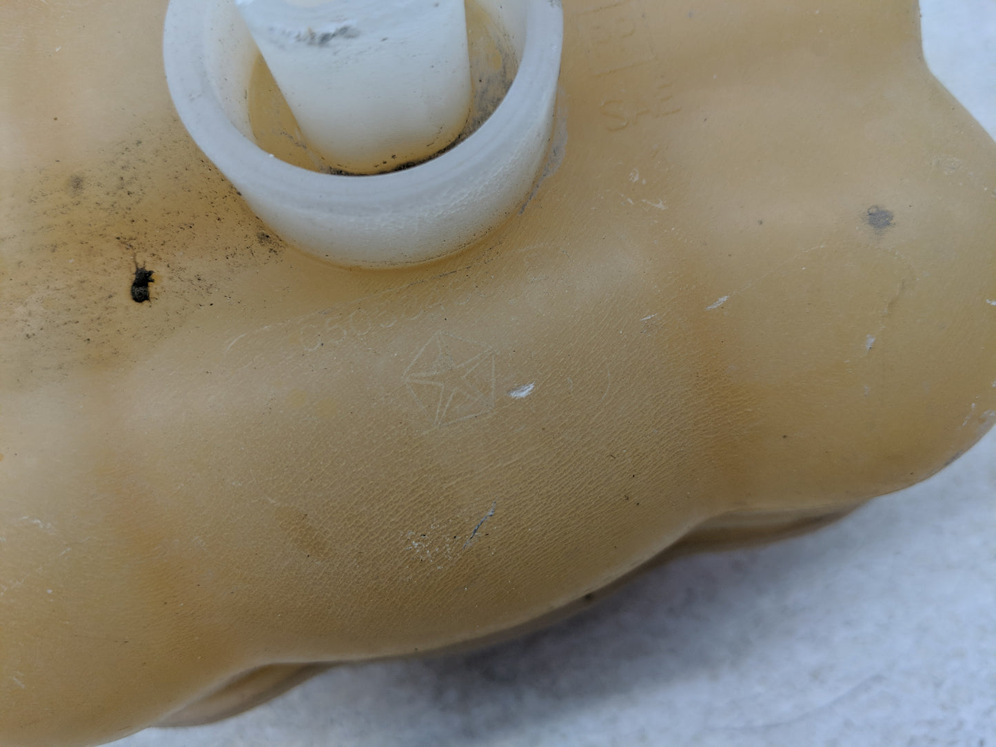 2009-2019 Dodge Journey Radiator Coolant Overflow Expansion Tank Bottle 1313063 - Oemusedautoparts1.com