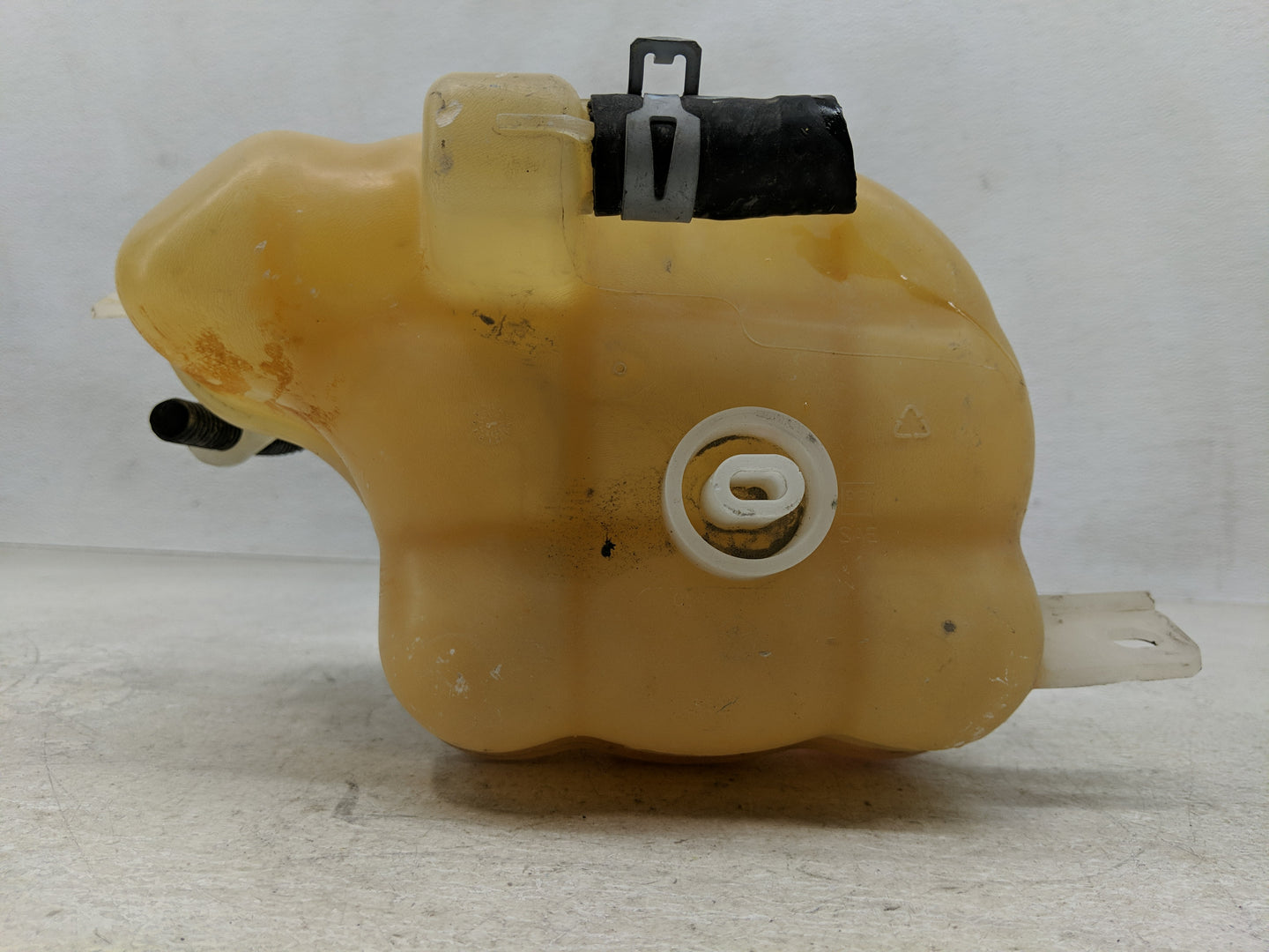 2009-2019 Dodge Journey Radiator Coolant Overflow Expansion Tank Bottle 1313063 - Oemusedautoparts1.com