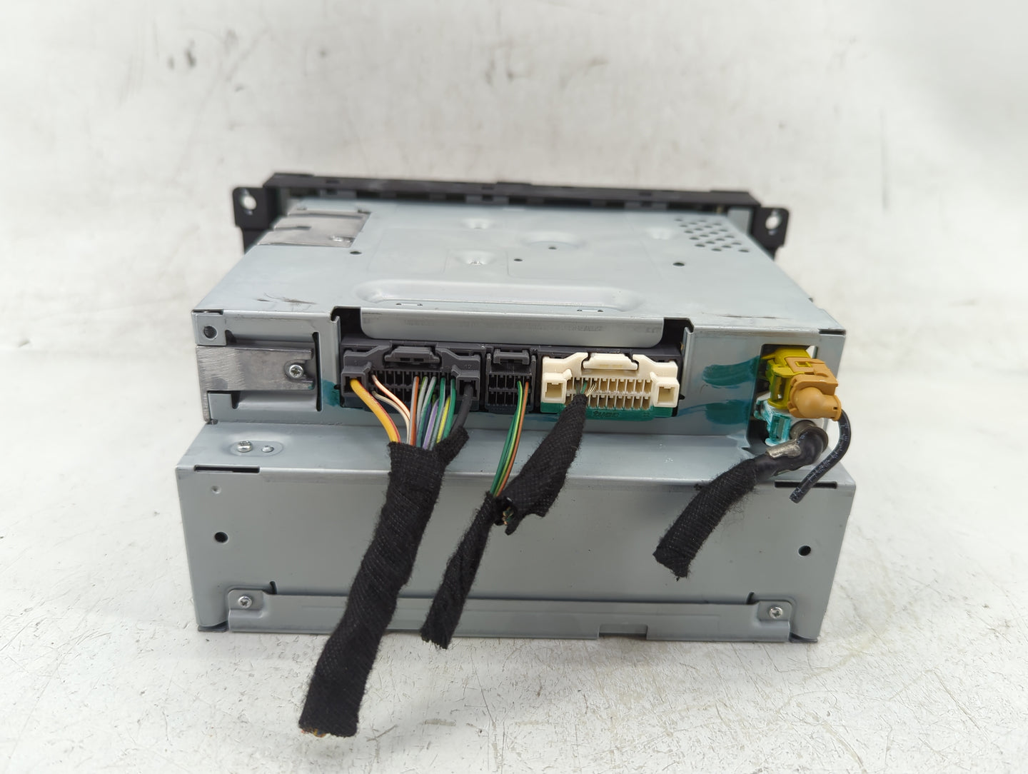 2010 Dodge Journey Radio AM FM Cd Player Receiver Replacement P/N:05064948AC Fits Fits 2009 2011 2012 2013 2014 OEM Used Aut