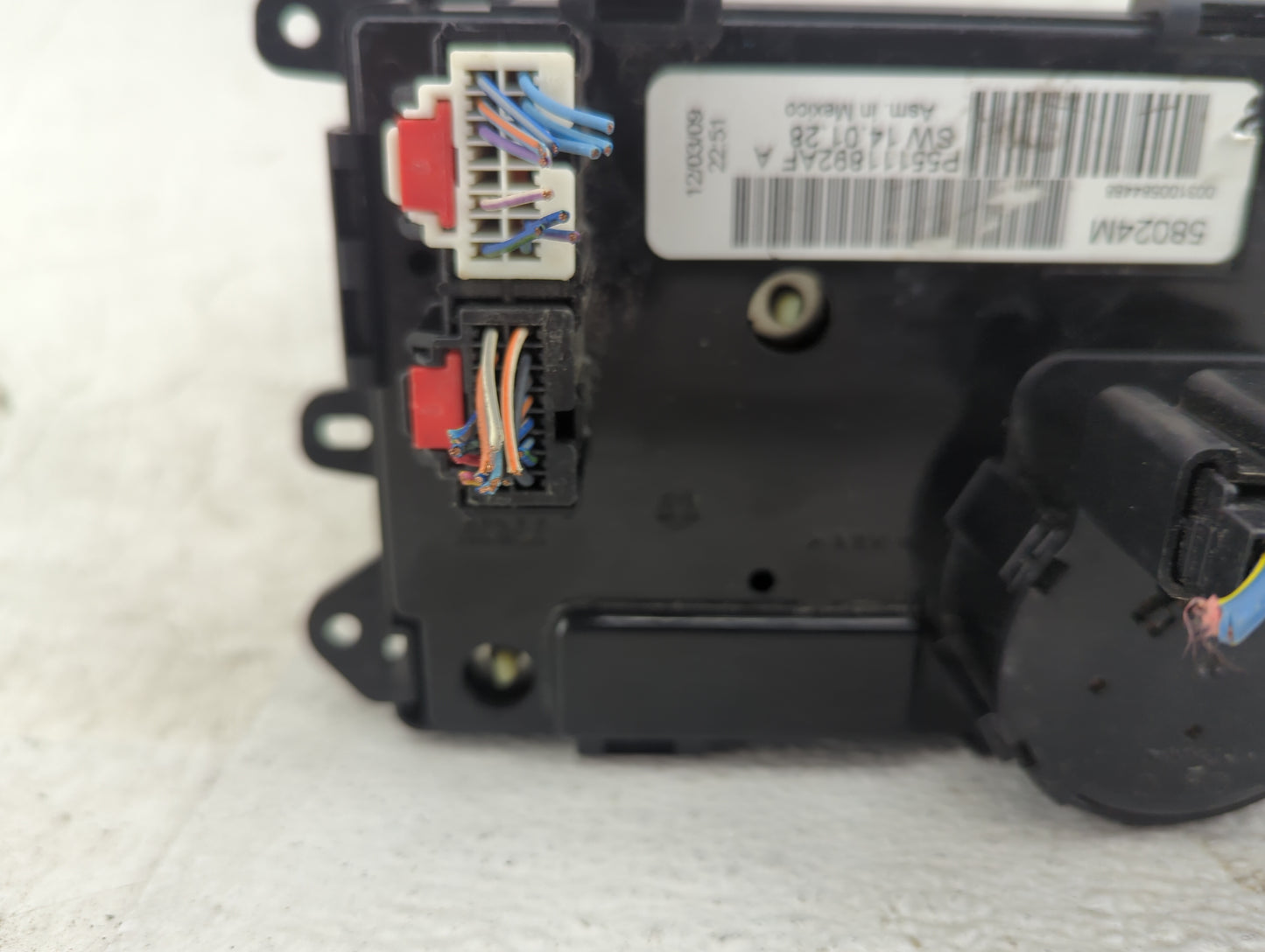 2010 Dodge Journey Climate Control Module Temperature AC/Heater Replacement P/N:P55111892AF 58024M Fits OEM Used Auto Parts 