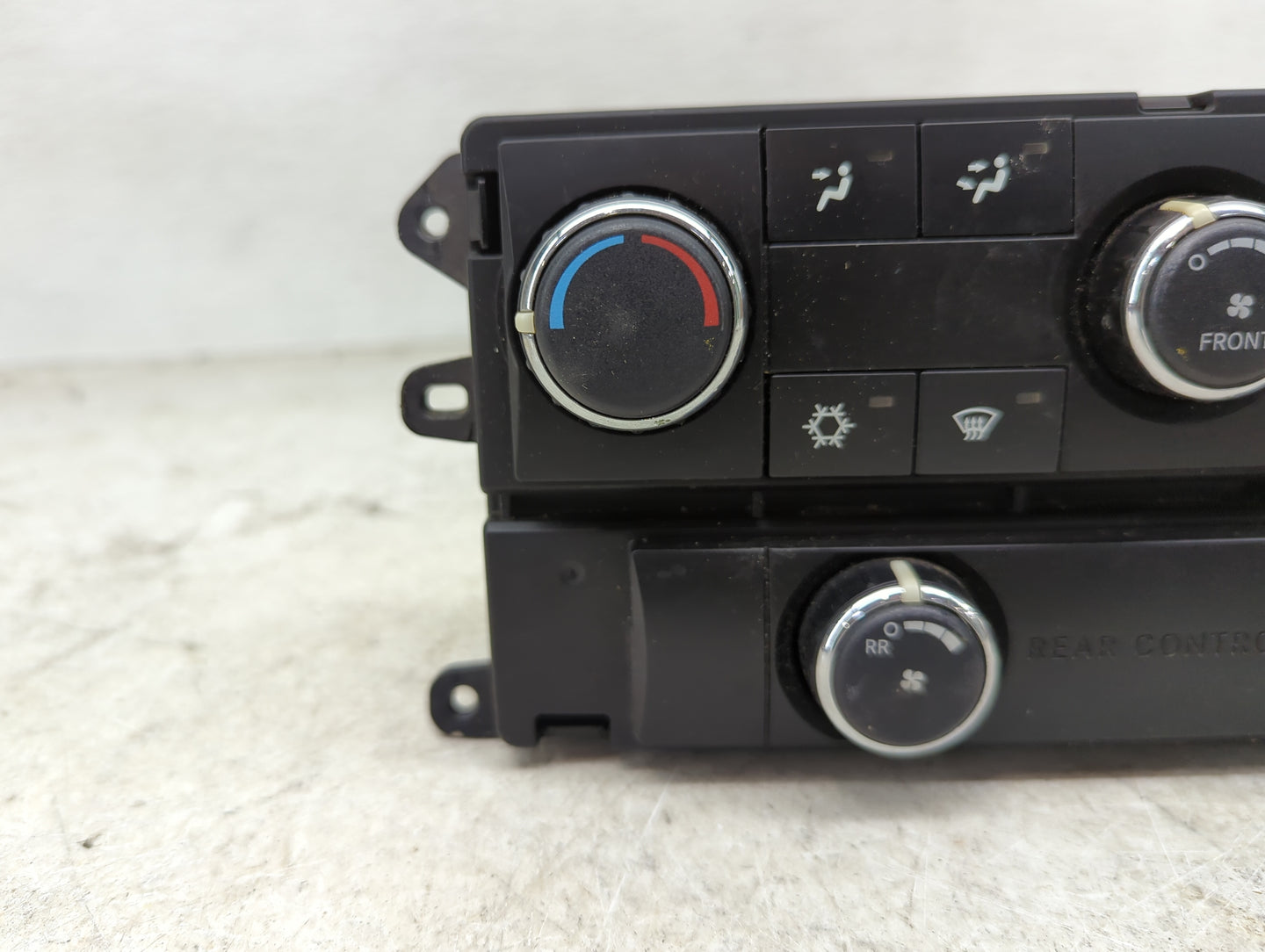 2010 Dodge Journey Climate Control Module Temperature AC/Heater Replacement P/N:P55111892AF 58024M Fits OEM Used Auto Parts 