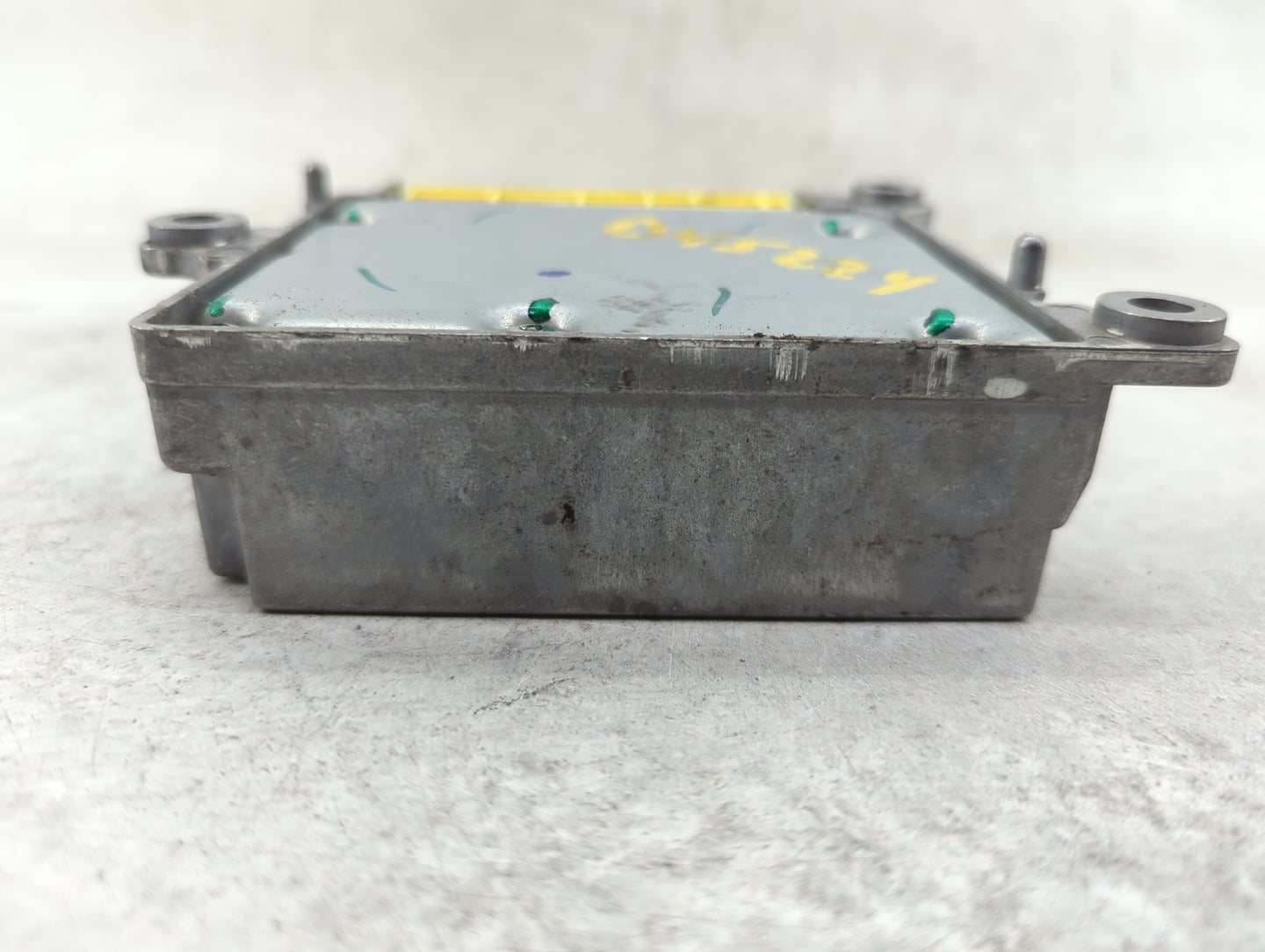 2009-2010 Dodge Journey Safety Restraint Srs Airbag Control Module - Oemusedautoparts1.com