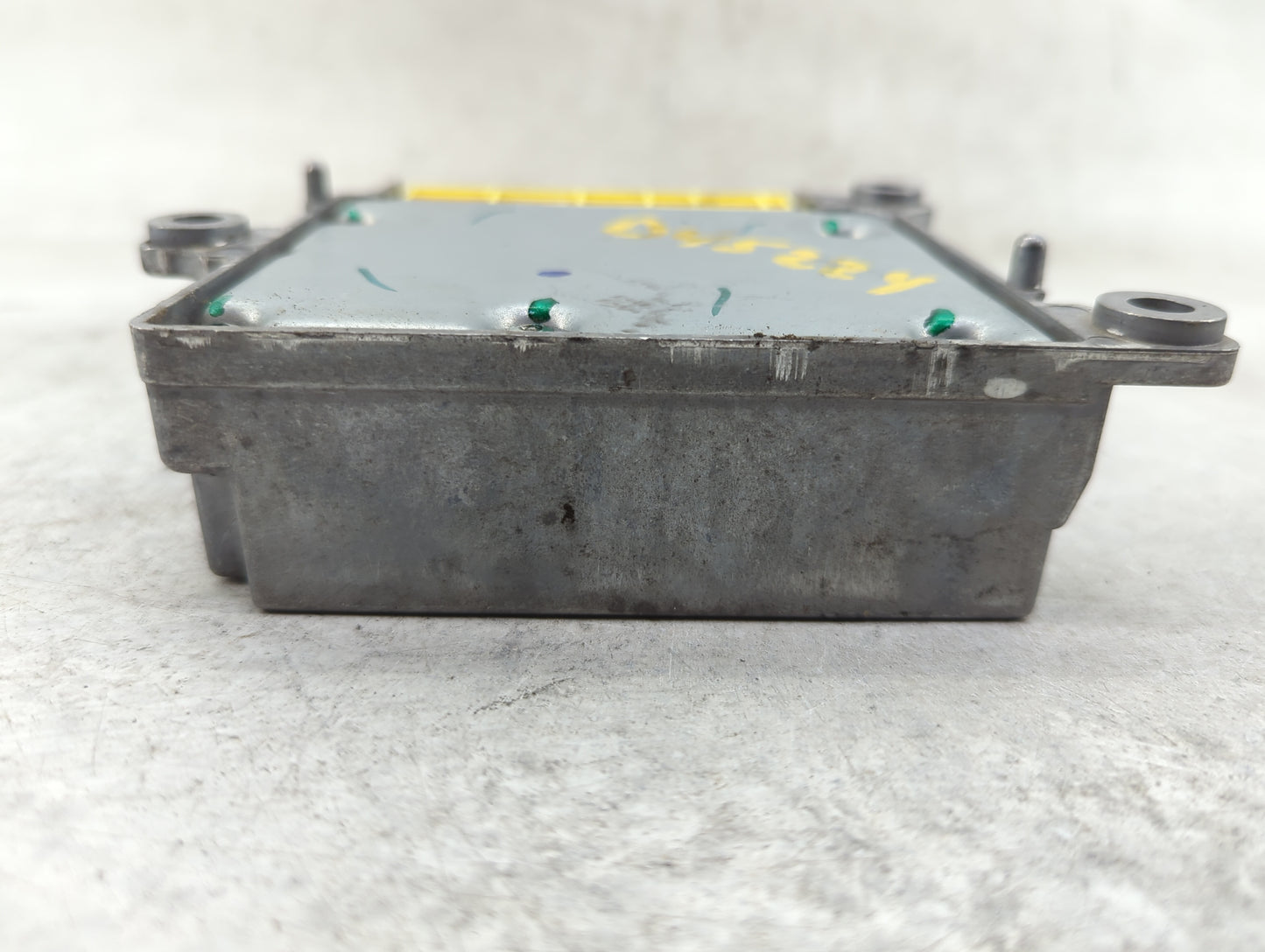2009-2010 Dodge Journey Safety Restraint Srs Airbag Control Module - Oemusedautoparts1.com