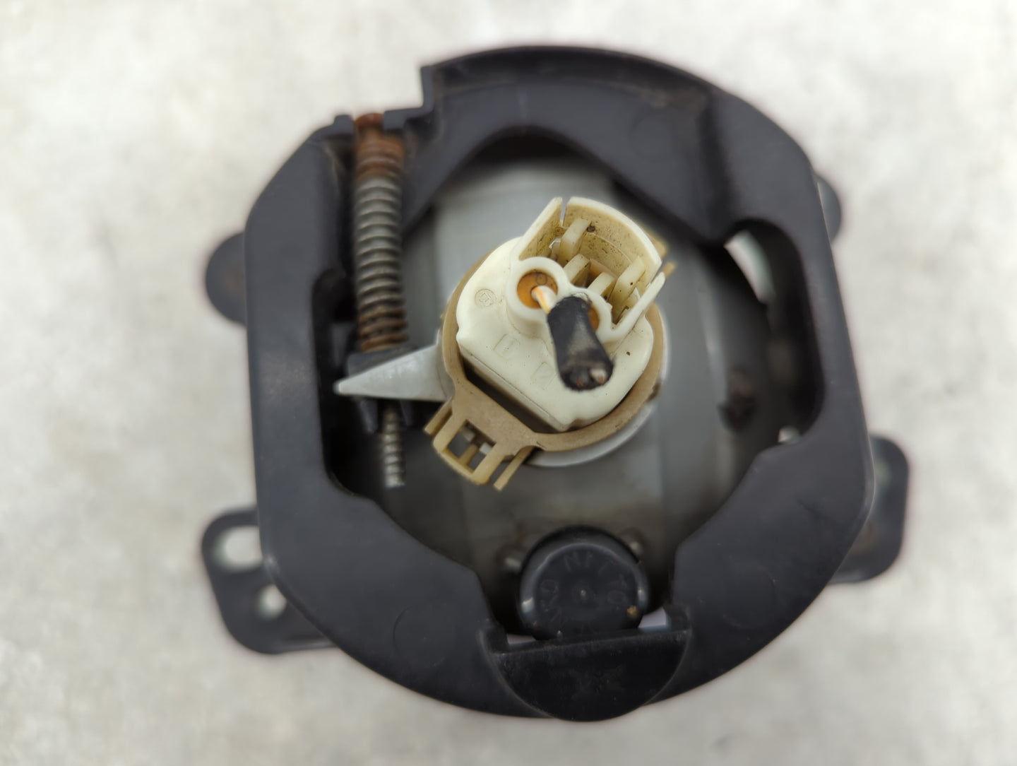 2018-2020 Dodge Journey Passenger Right Oem Fog Light Lamp Black 1462570 - Oemusedautoparts1.com