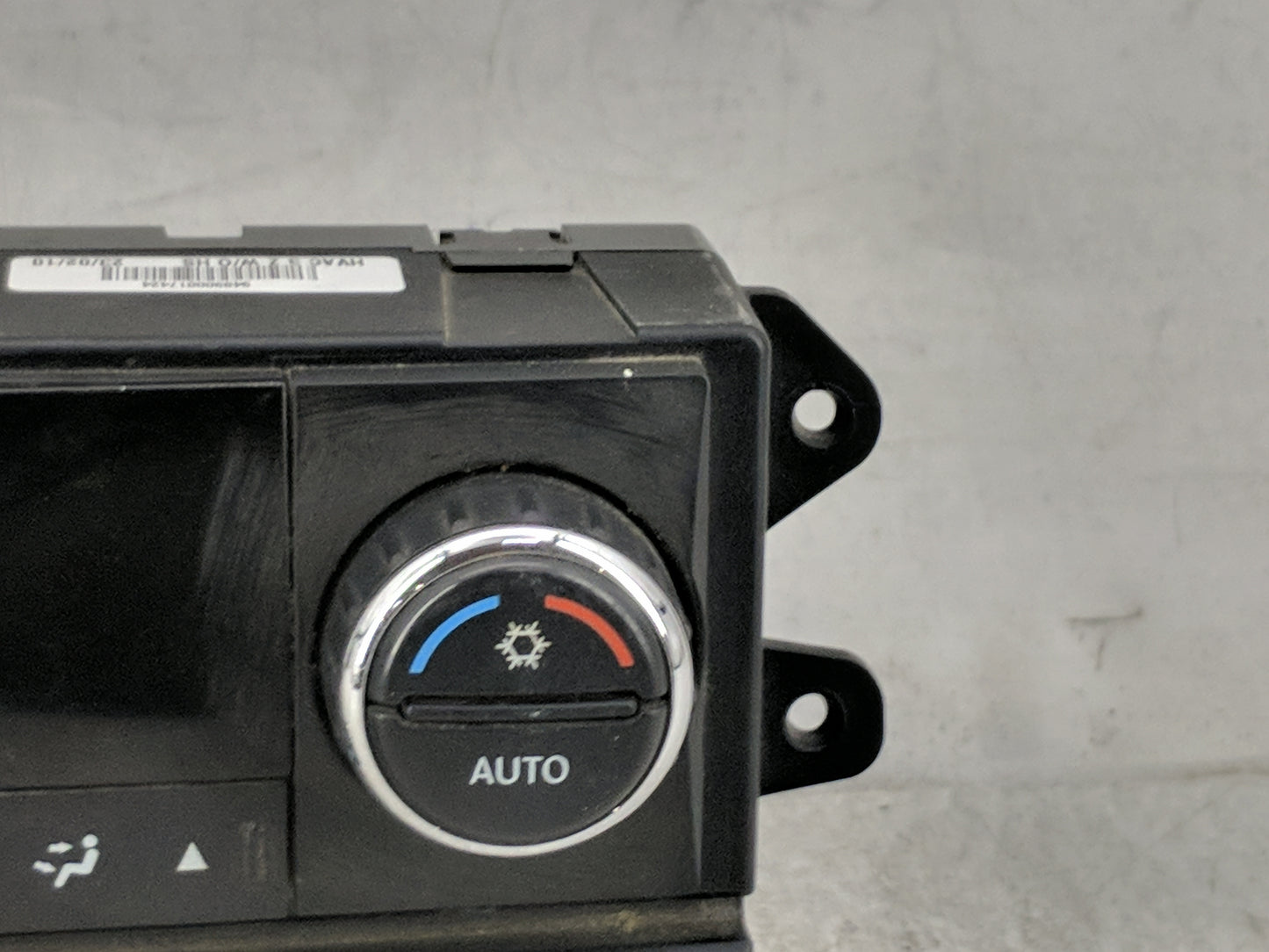 2010 Dodge Journey Climate Control Module Temperature AC/Heater Replacement P/N:P55111894AG Fits OEM Used Auto Parts - Oemus