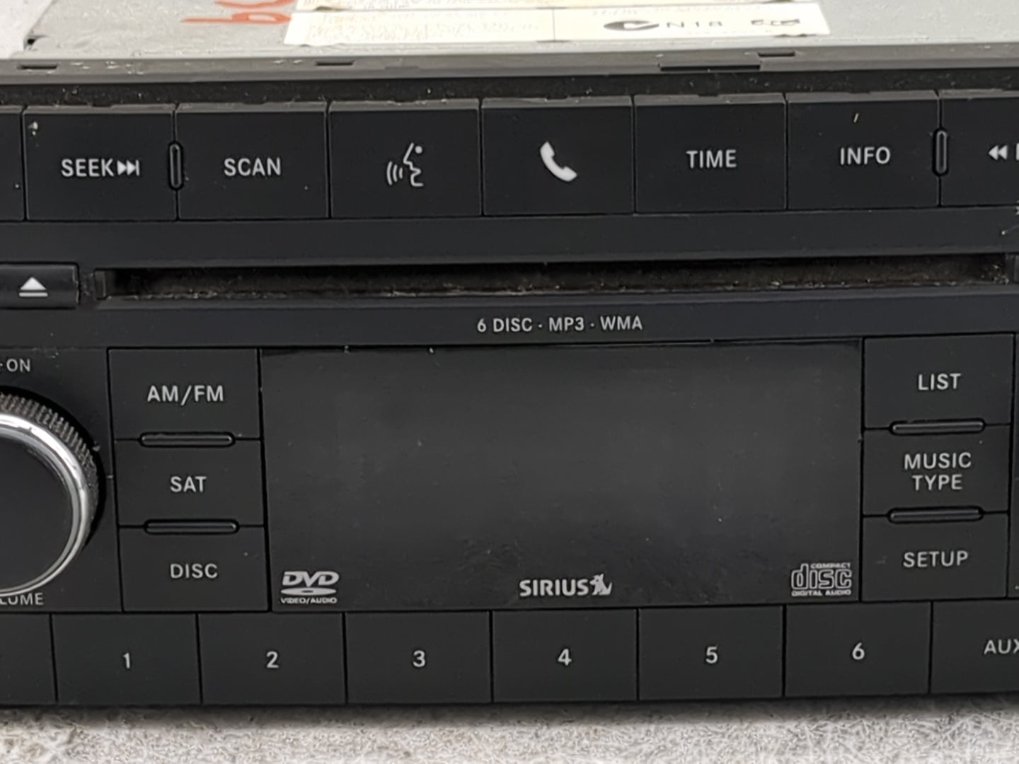 2009-2010 Dodge Journey Radio AM FM Cd Player Receiver Replacement P/N:05064948AC TT1AA2450U9309 Fits Fits 2008 2009 2010 OE