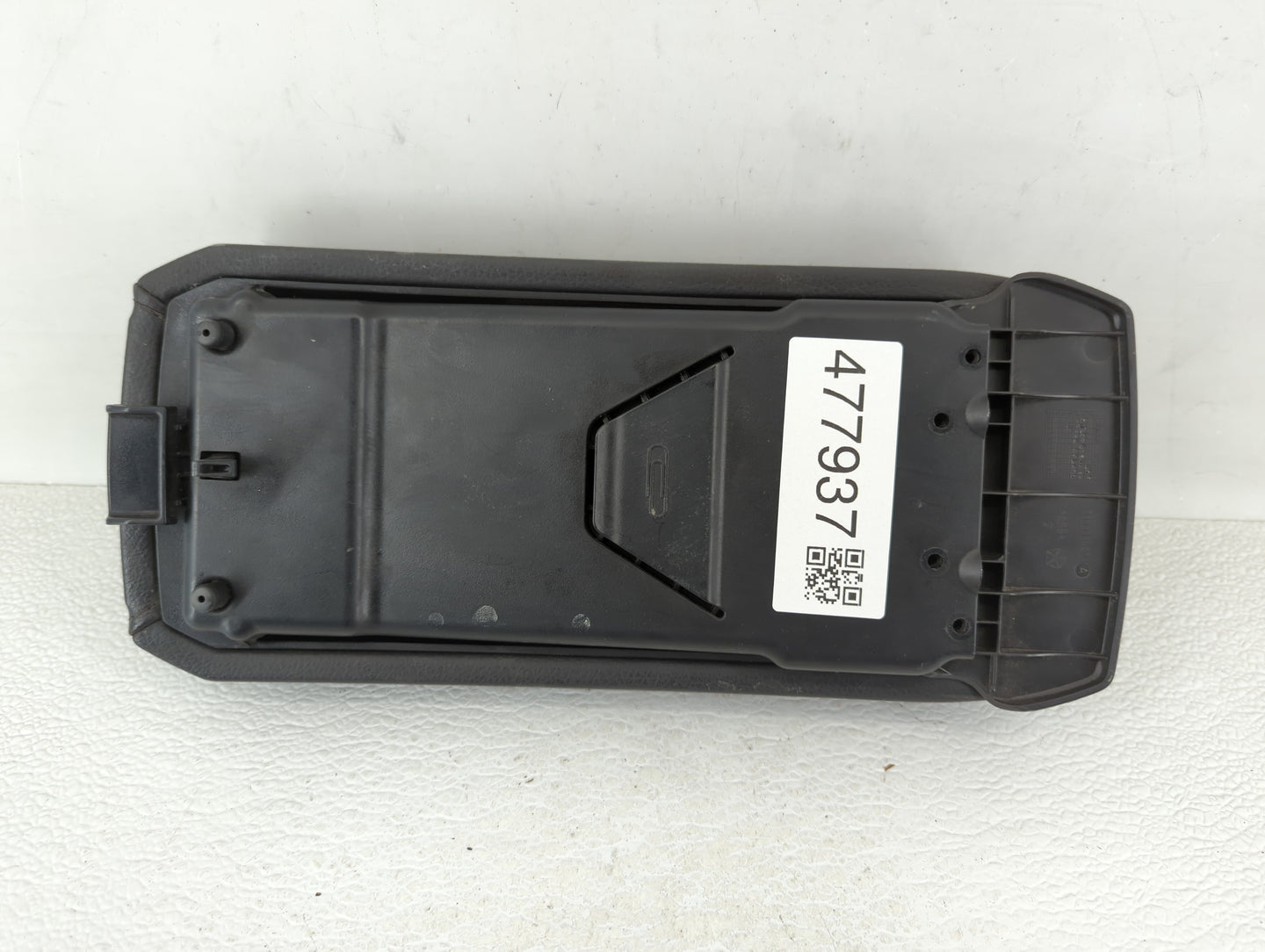 2010-2010 Dodge Journey Center Console Armrest Cover Lid Black - Oemusedautoparts1.com