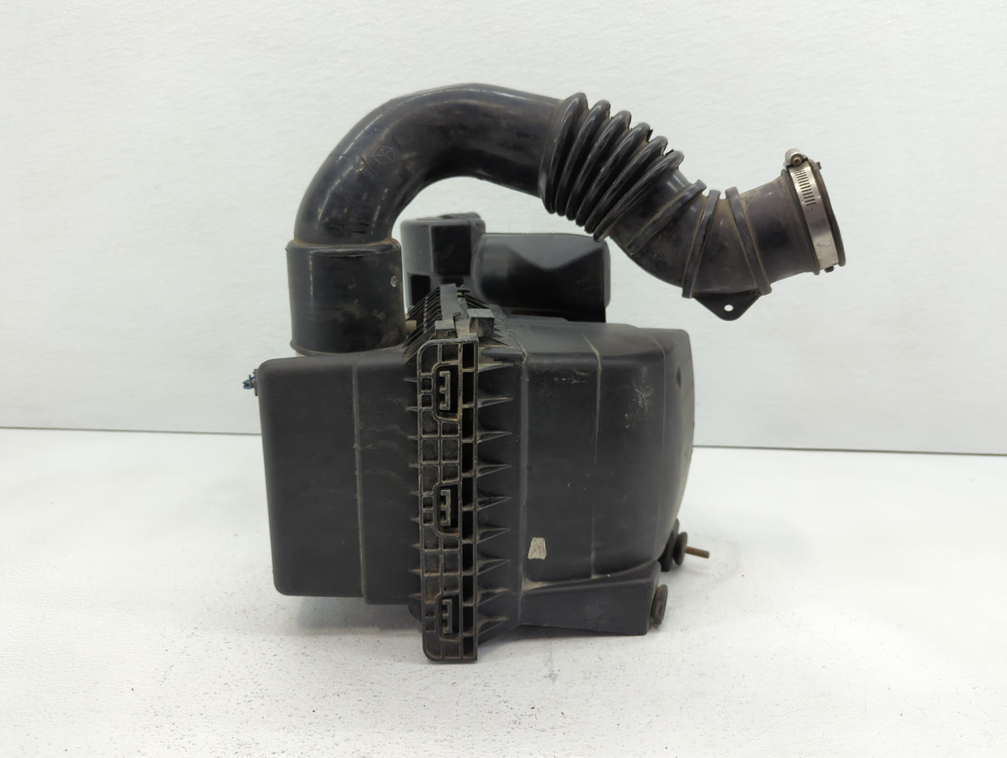 2010 Dodge Journey Air Cleaner Intake-duct Hose Tube - Oemusedautoparts1.com