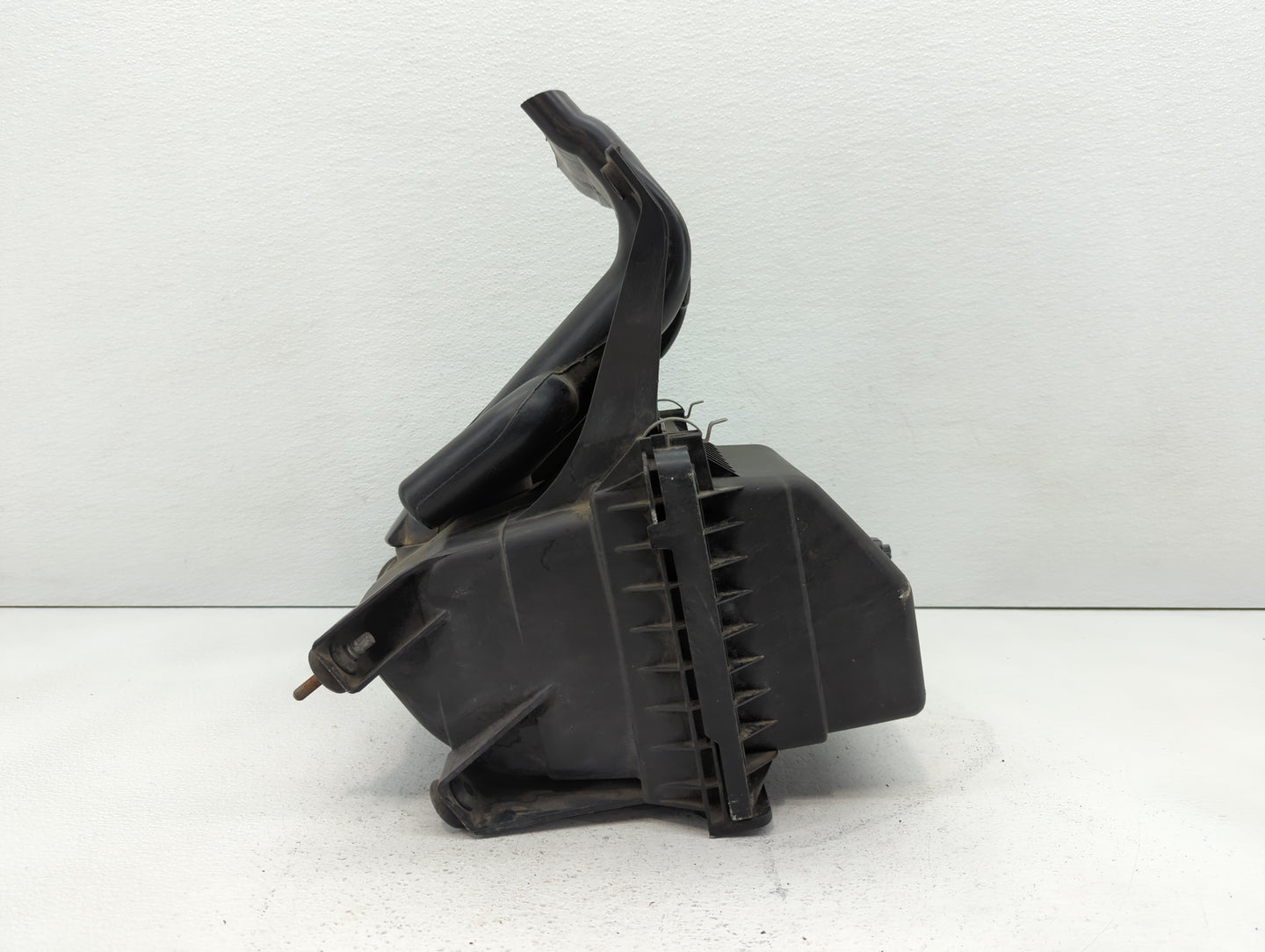 2010 Dodge Journey Air Cleaner Intake-duct Hose Tube - Oemusedautoparts1.com