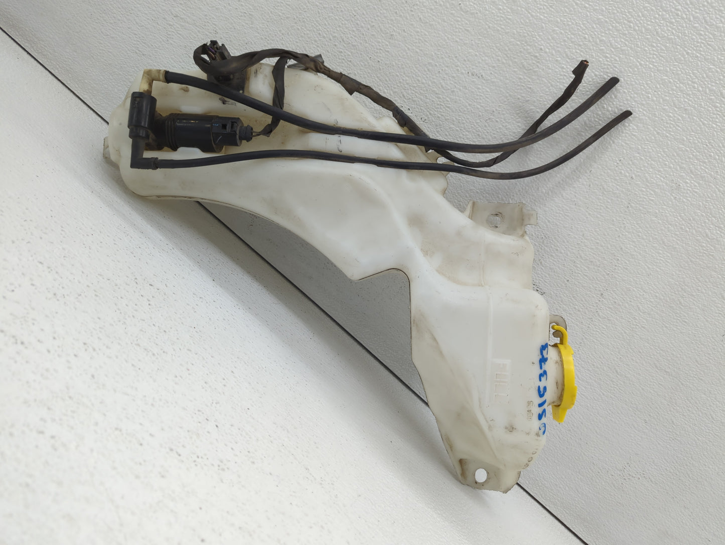 2010 Dodge Journey Windshield Washer Fluid Reservoir Bottle Oem - Oemusedautoparts1.com