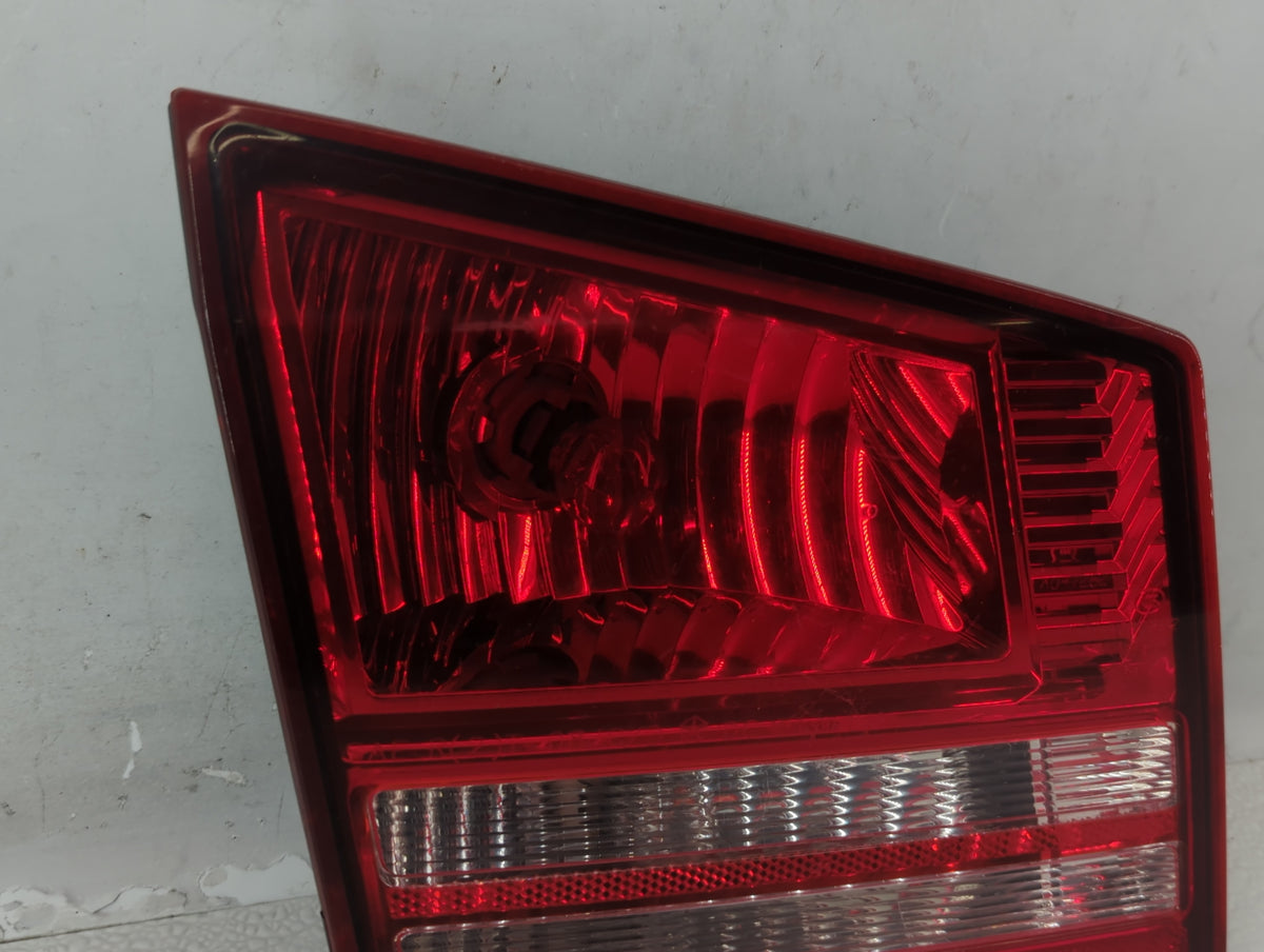 2009-2017 Dodge Journey Tail Light Assembly Driver Left OEM P/N:04806369AD Fits Fits 2009 2010 2011 2012 2013 2014 2015 2016