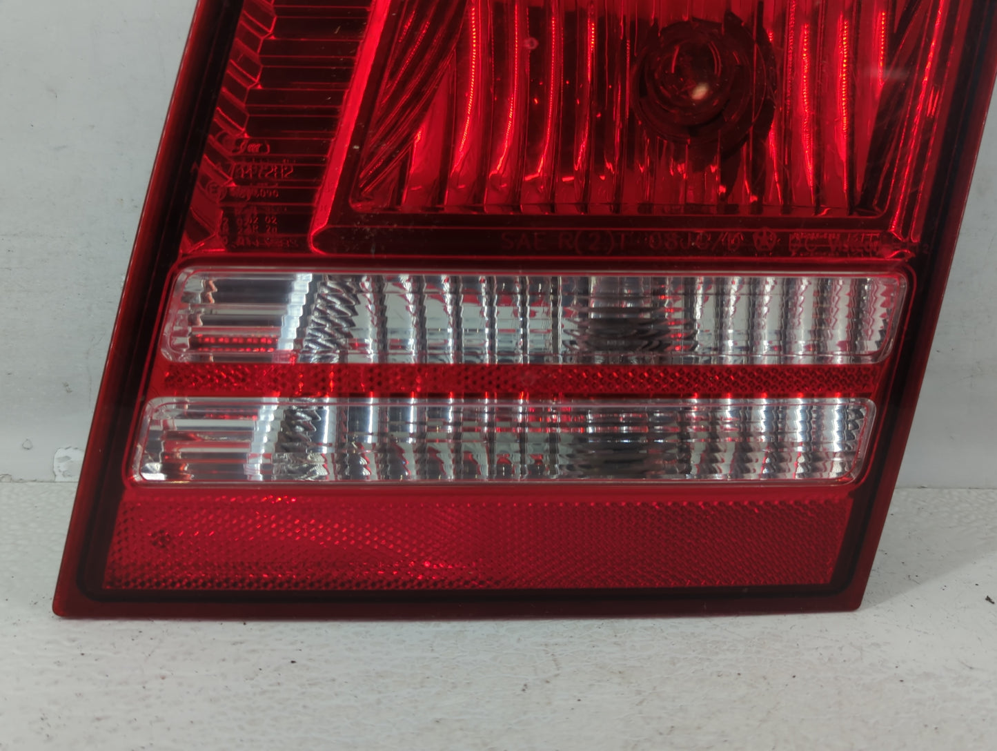 2010 Dodge Journey Tail Light Assembly Passenger Right OEM P/N:BL04BG6576 04806368AD Fits OEM Used Auto Parts - Oemusedautop