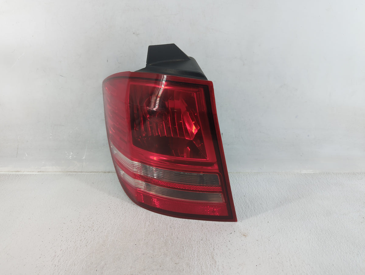 2010-2017 Dodge Journey Tail Light Assembly Driver Left OEM P/N:05116291AG Fits Fits 2010 2011 2012 2013 2014 2015 2016 2017