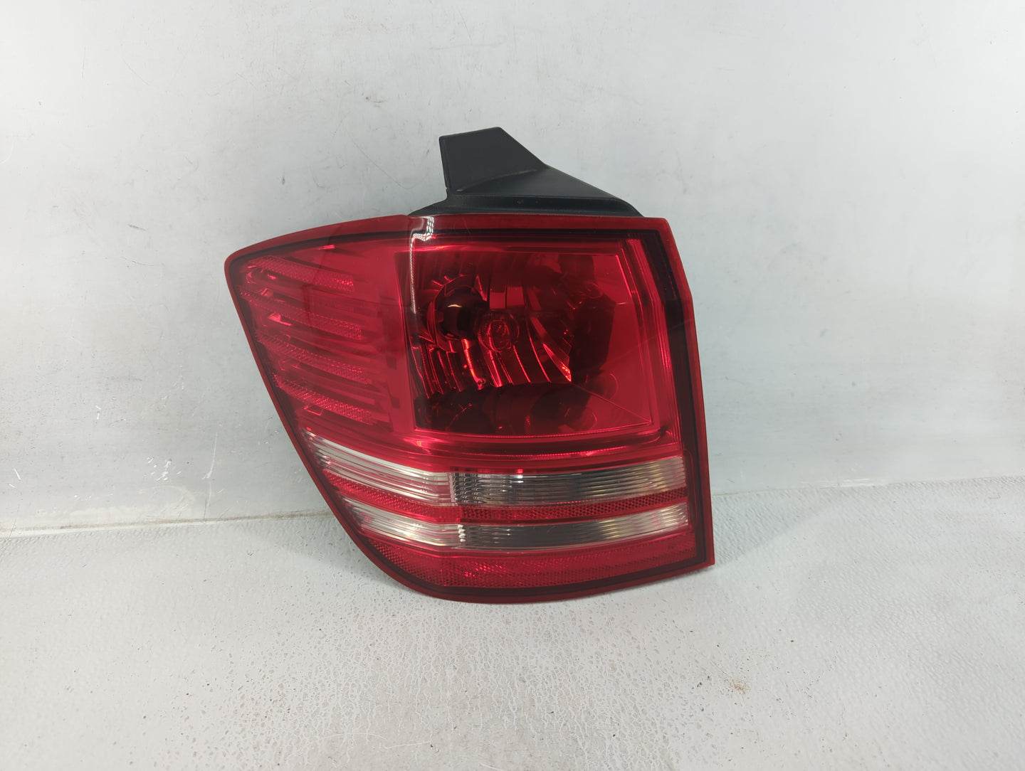 2010 Dodge Journey Tail Light Assembly Driver Left OEM P/N:05116291AG Fits OEM Used Auto Parts - Oemusedautoparts1.com