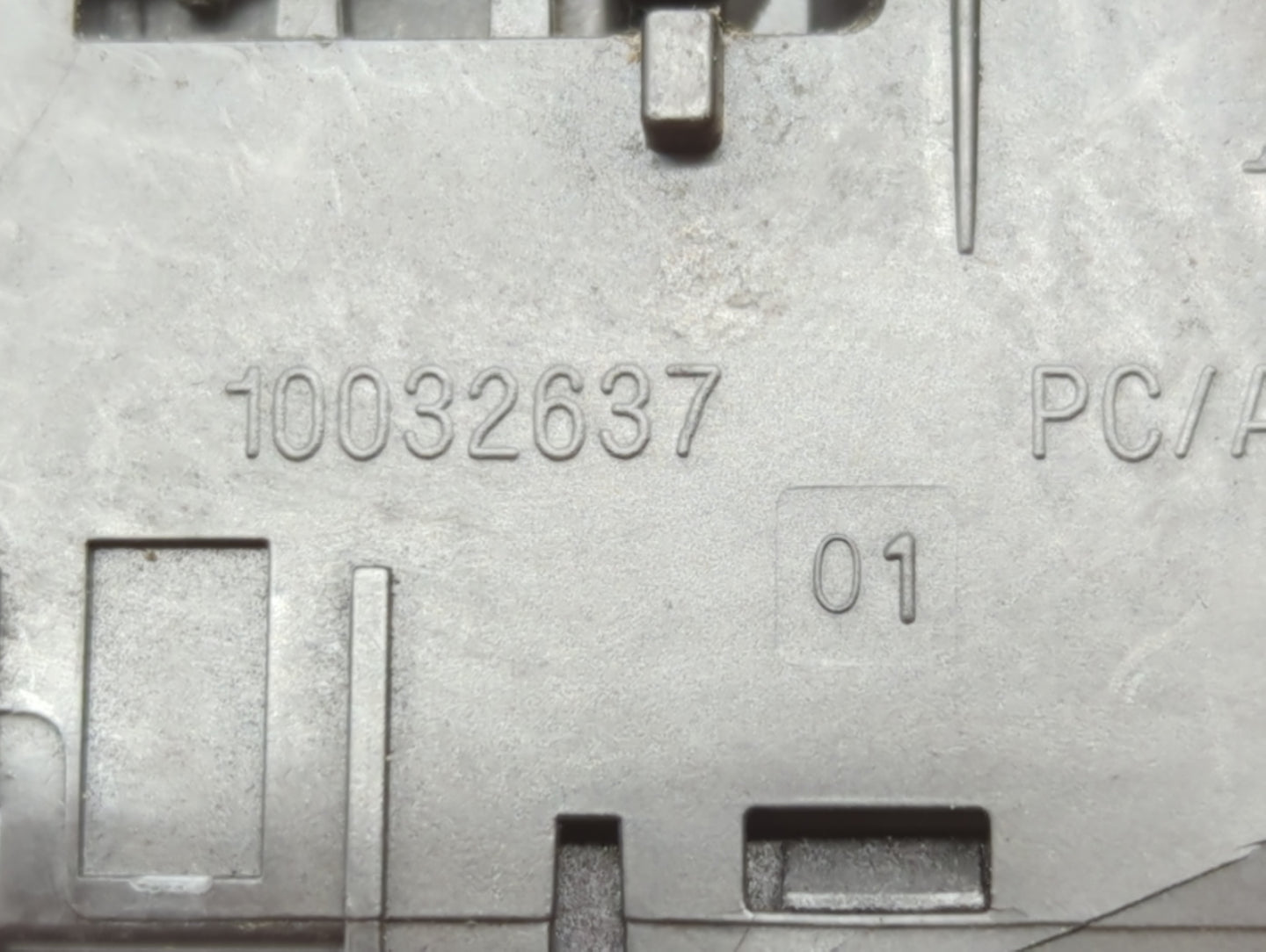 2010 Dodge Journey Driver Left Rear Power Window Switch - Oemusedautoparts1.com