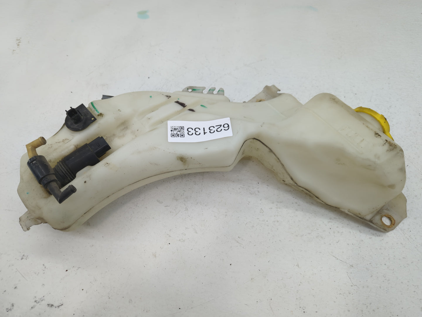 2010 Dodge Journey Windshield Washer Fluid Reservoir Bottle Oem - Oemusedautoparts1.com