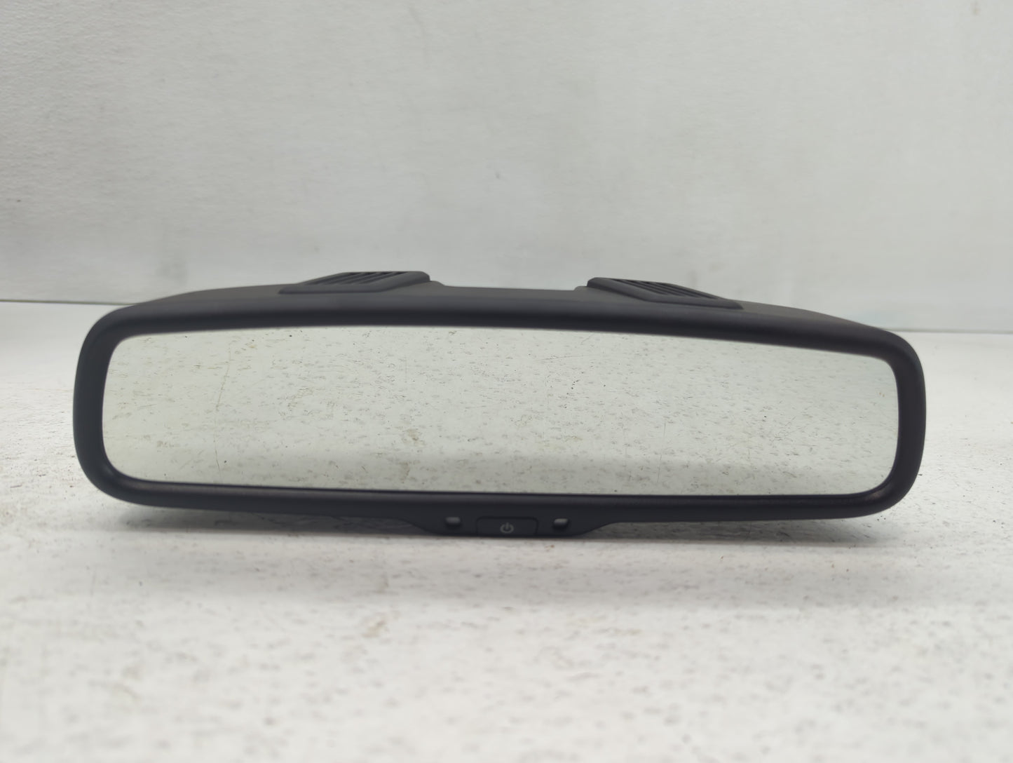 2010 Dodge Journey Interior Rear View Mirror Replacement OEM P/N:IE11026130 Fits OEM Used Auto Parts - Oemusedautoparts1.com