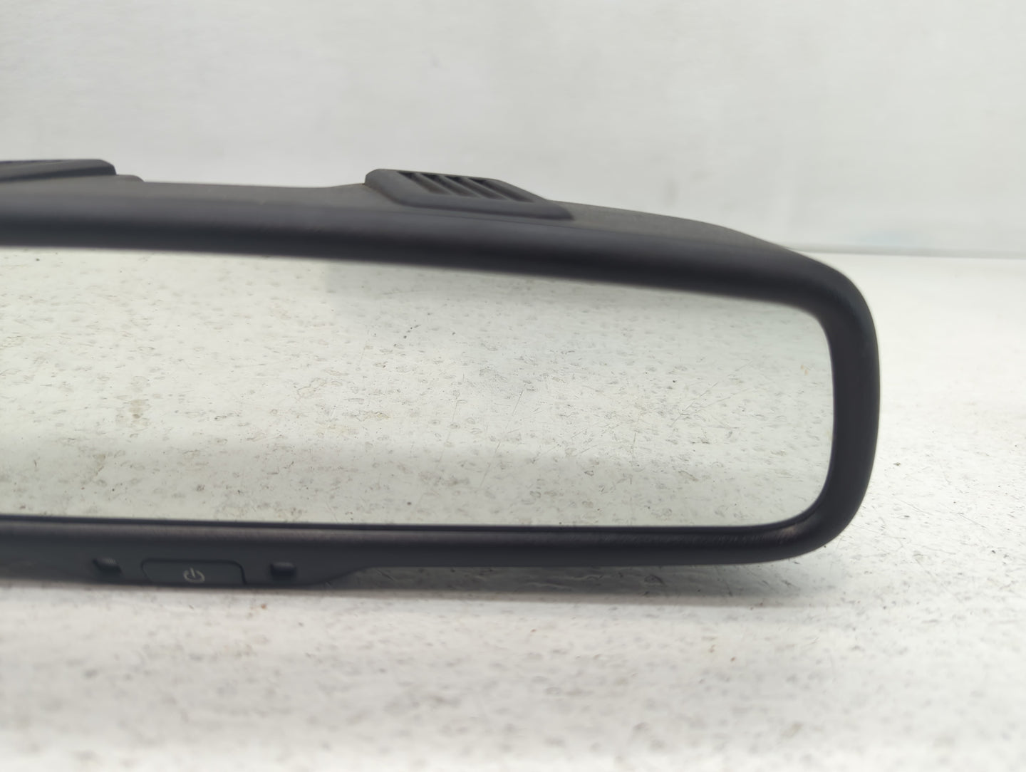 2010 Dodge Journey Interior Rear View Mirror Replacement OEM P/N:IE11026130 Fits OEM Used Auto Parts - Oemusedautoparts1.com