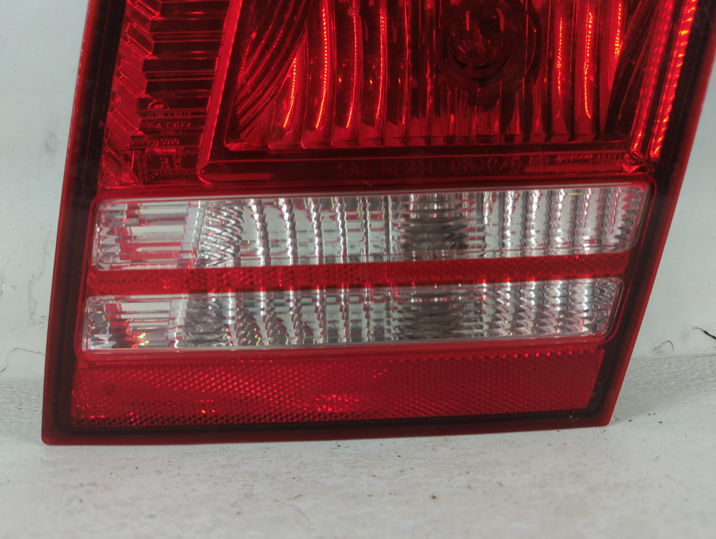 2010 Dodge Journey Tail Light Assembly Passenger Right OEM P/N:04806368RD Fits OEM Used Auto Parts - Oemusedautoparts1.com