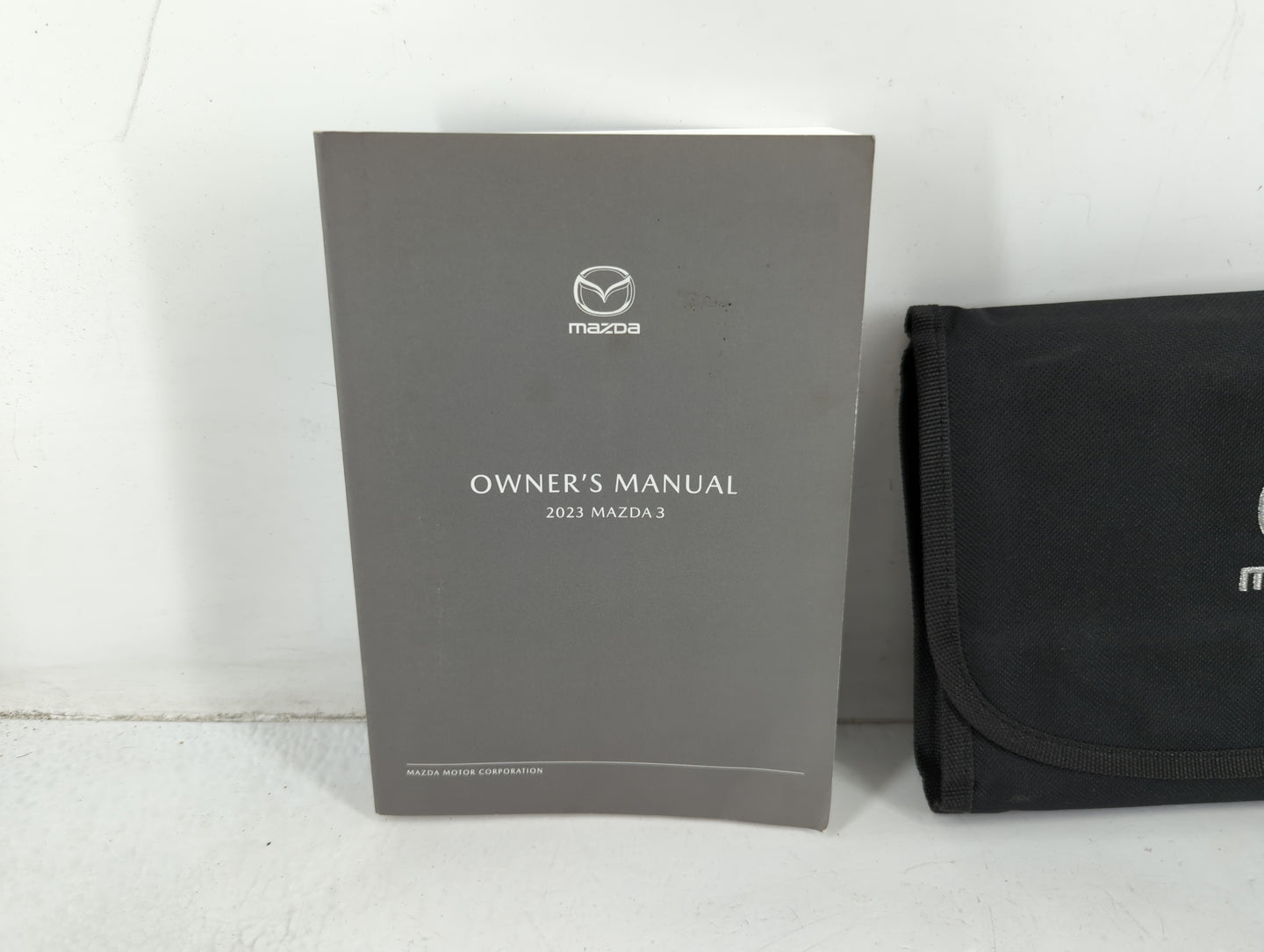 2010 Dodge Journey Owners Manual Book Guide P/N:9999-95-038C-23 8LC2-22G OEM Used Auto Parts - Oemusedautoparts1.com