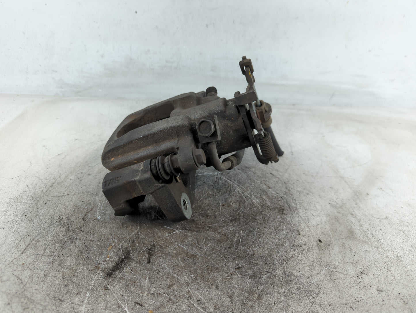 2010 Dodge Journey Front Driver Left Brake Caliper - Oemusedautoparts1.com