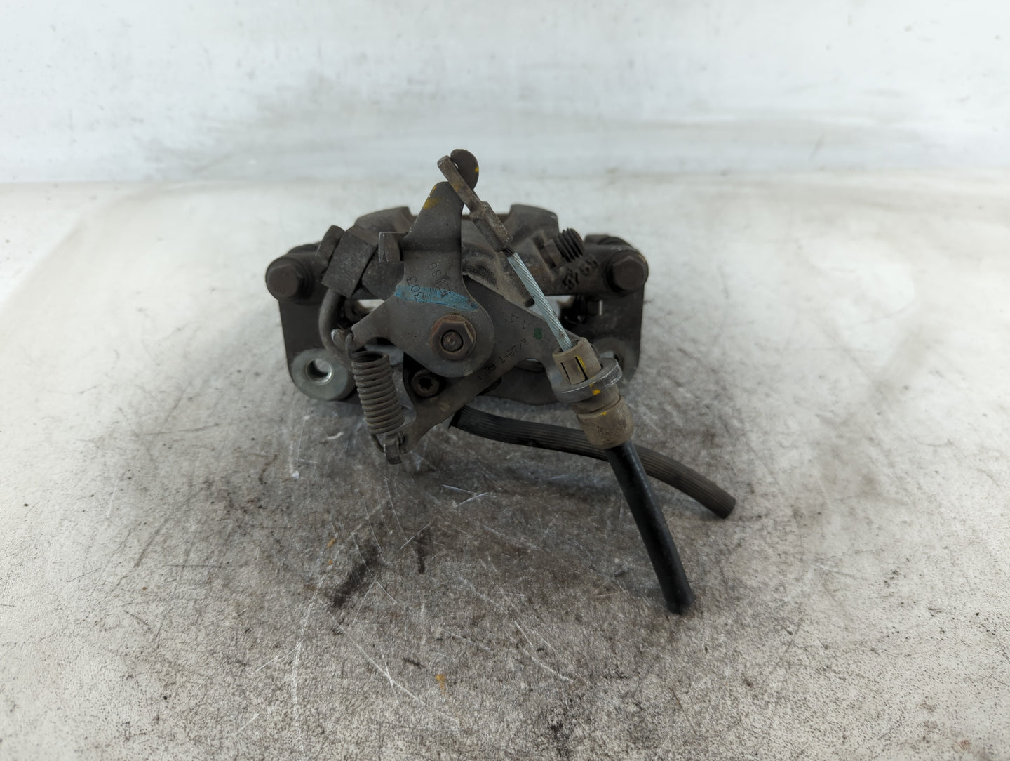2010 Dodge Journey Front Driver Left Brake Caliper - Oemusedautoparts1.com