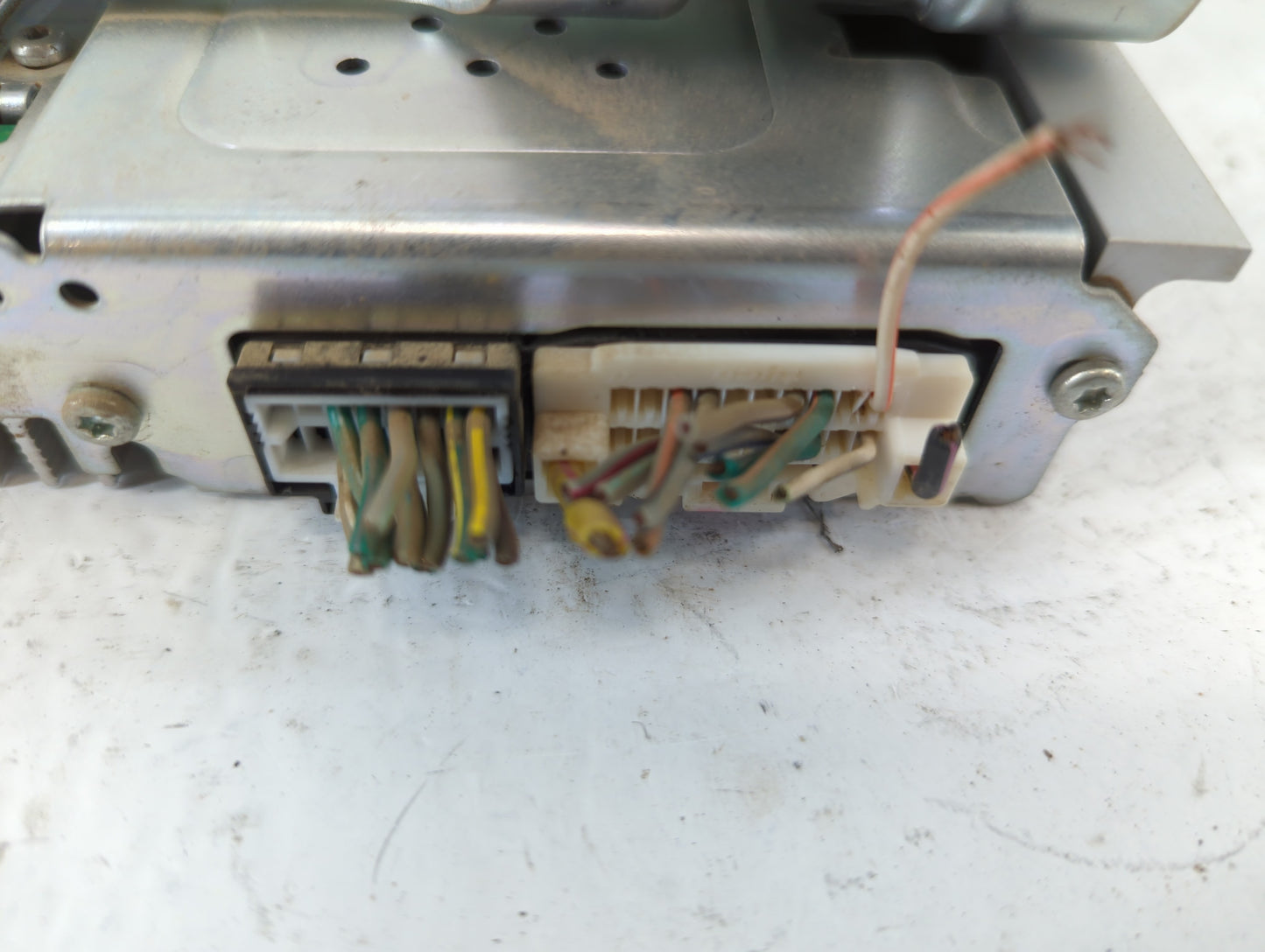 2010 Dodge Journey Am Fm Cd Player Radio Receiver - Oemusedautoparts1.com