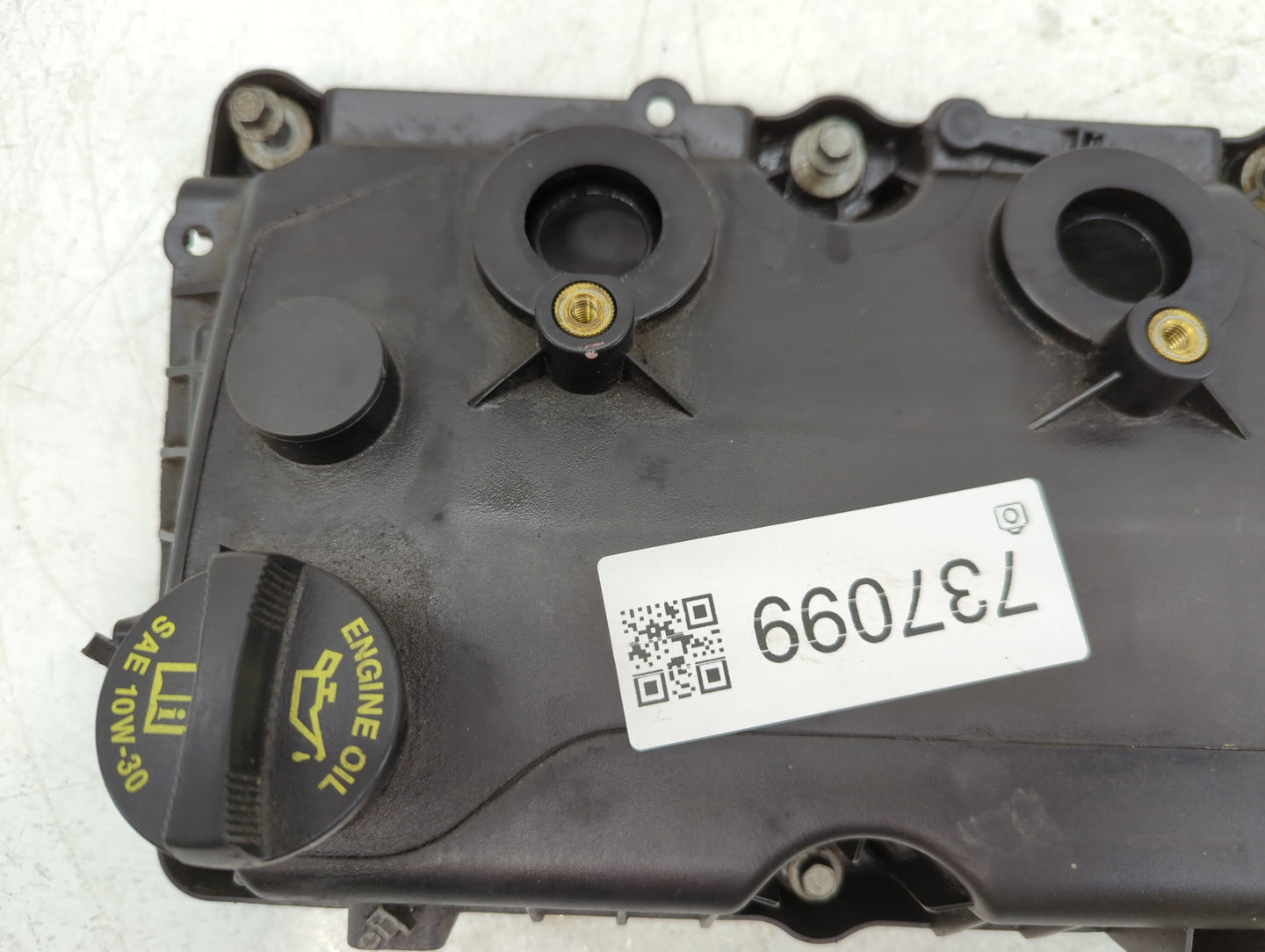 2010 Dodge Journey Driver Left Cylinder Head Valve Cover P/N:P04892551AA Fits OEM Used Auto Parts - Oemusedautoparts1.com