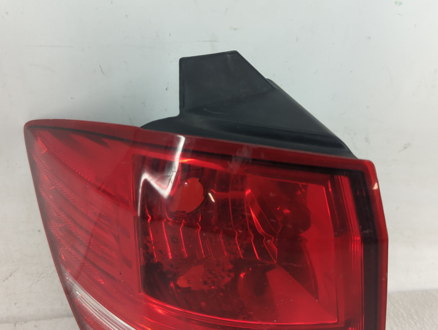 2010 Dodge Journey Tail Light Assembly Driver Left OEM Fits OEM Used Auto Parts - Oemusedautoparts1.com