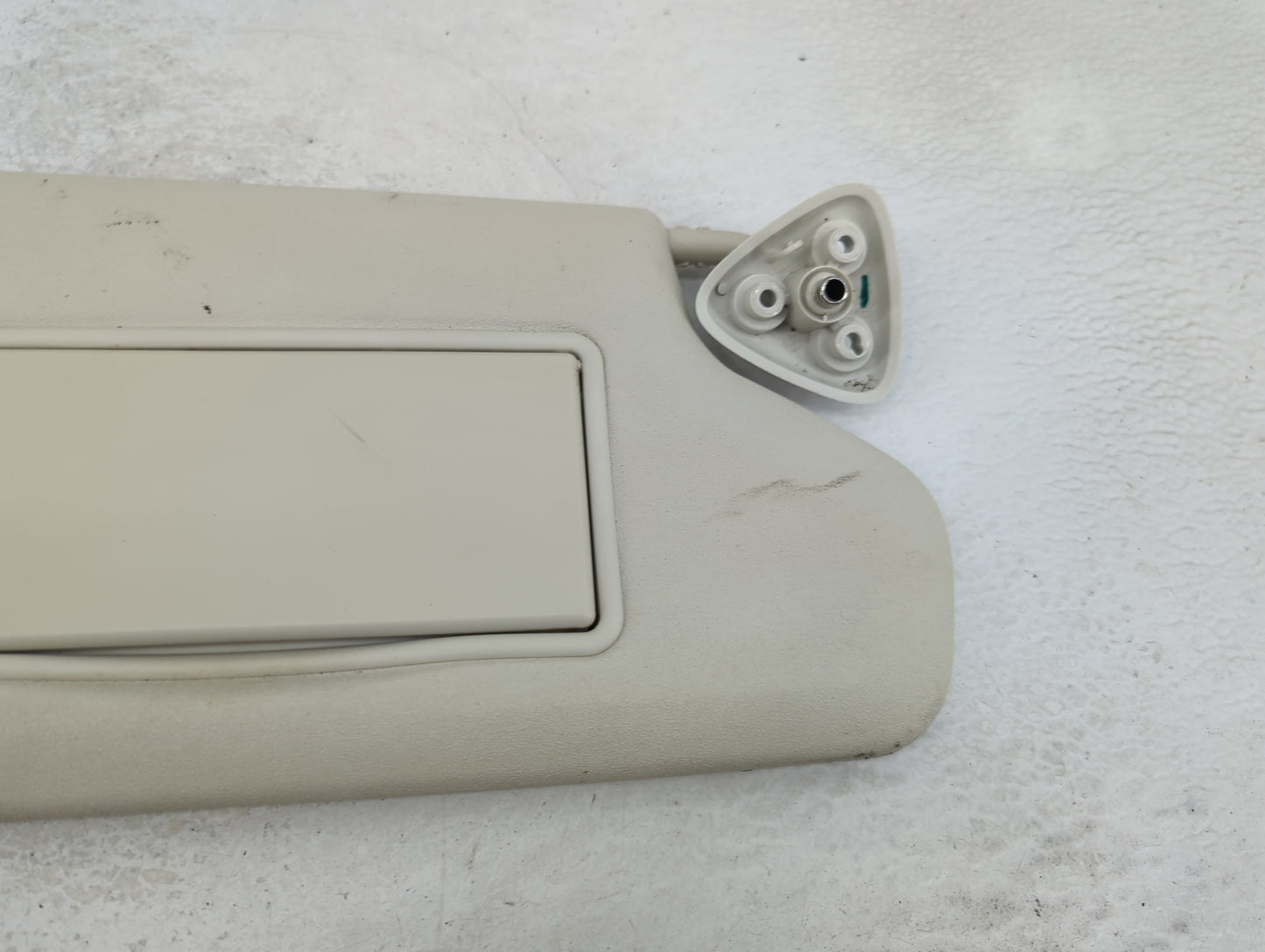 2009-2010 Dodge Journey Sun Visor Shade Replacement Passenger Right Mirror Fits Fits 2009 2010 OEM Used Auto Parts - Oemused