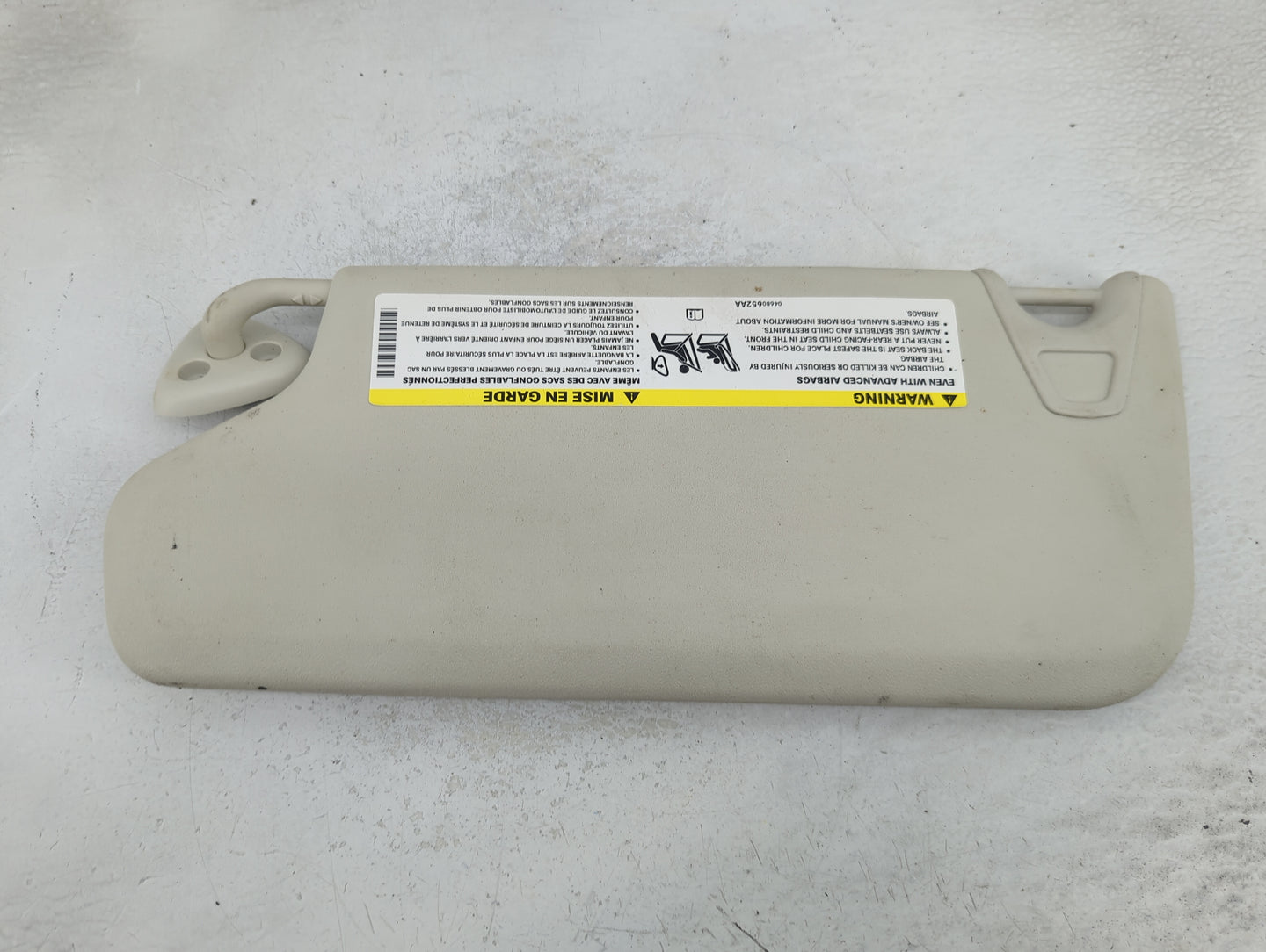 2009-2010 Dodge Journey Sun Visor Shade Replacement Passenger Right Mirror Fits Fits 2009 2010 OEM Used Auto Parts - Oemused