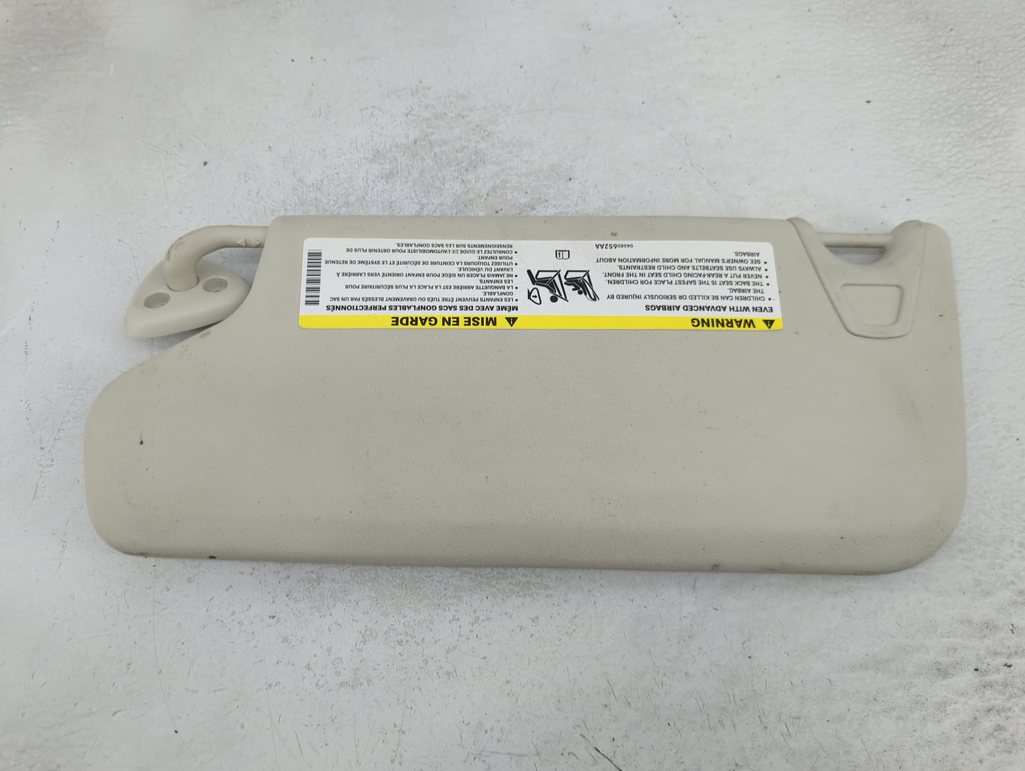 2009-2010 Dodge Journey Sun Visor Shade Replacement Passenger Right Mirror Fits Fits 2009 2010 OEM Used Auto Parts - Oemused