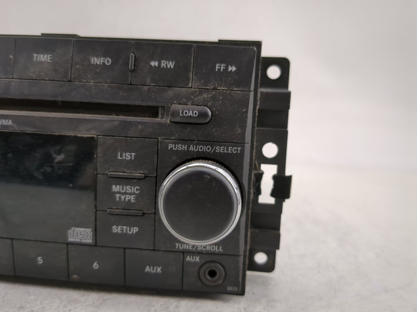2009-2010 Dodge Journey Radio AM FM Cd Player Receiver Replacement Fits Fits 2008 2009 2010 OEM Used Auto Parts - Oemusedaut