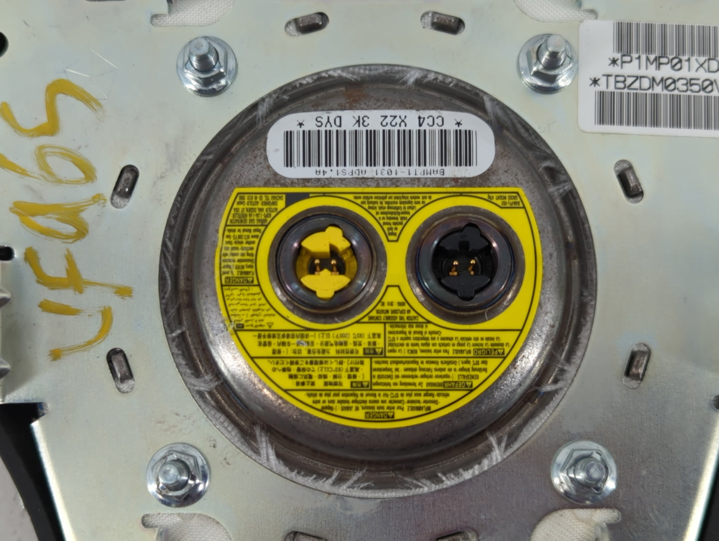 2010 Dodge Journey Air Bag Driver Left Steering Wheel Mounted P/N:BAMPT1-1031 Fits OEM Used Auto Parts - Oemusedautoparts1.c