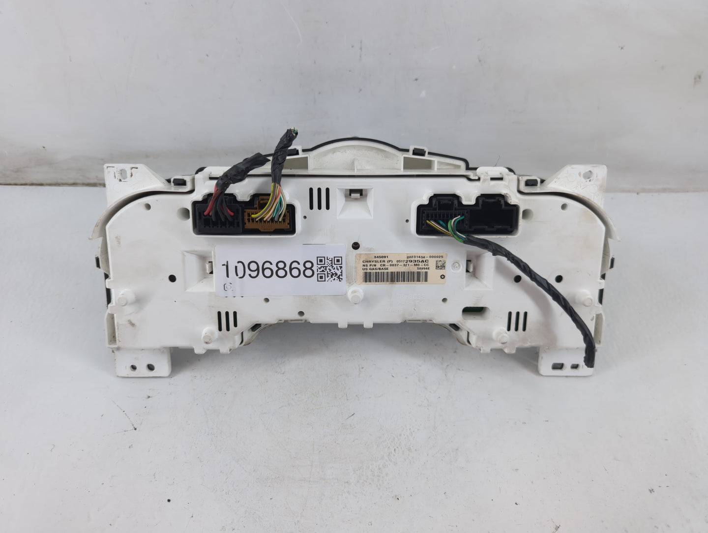 2010 Dodge Nitro Instrument Cluster Speedometer Gauges P/N:05172935AC Fits OEM Used Auto Parts - Oemusedautoparts1.com