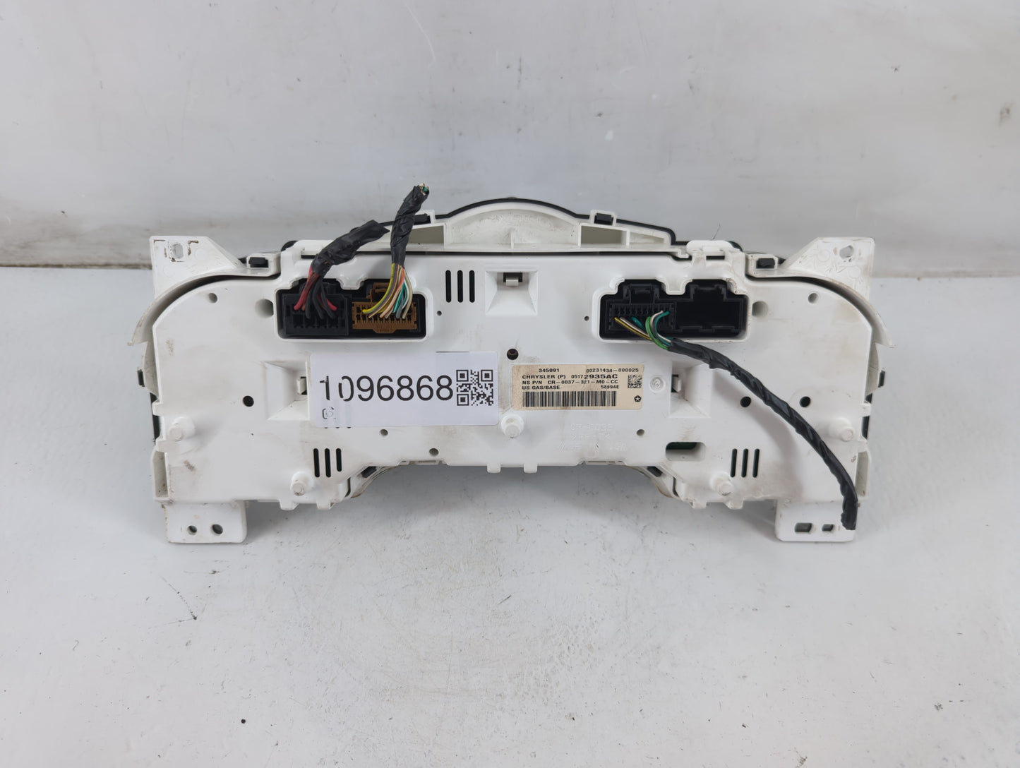 2010 Dodge Nitro Instrument Cluster Speedometer Gauges P/N:05172935AC Fits OEM Used Auto Parts - Oemusedautoparts1.com