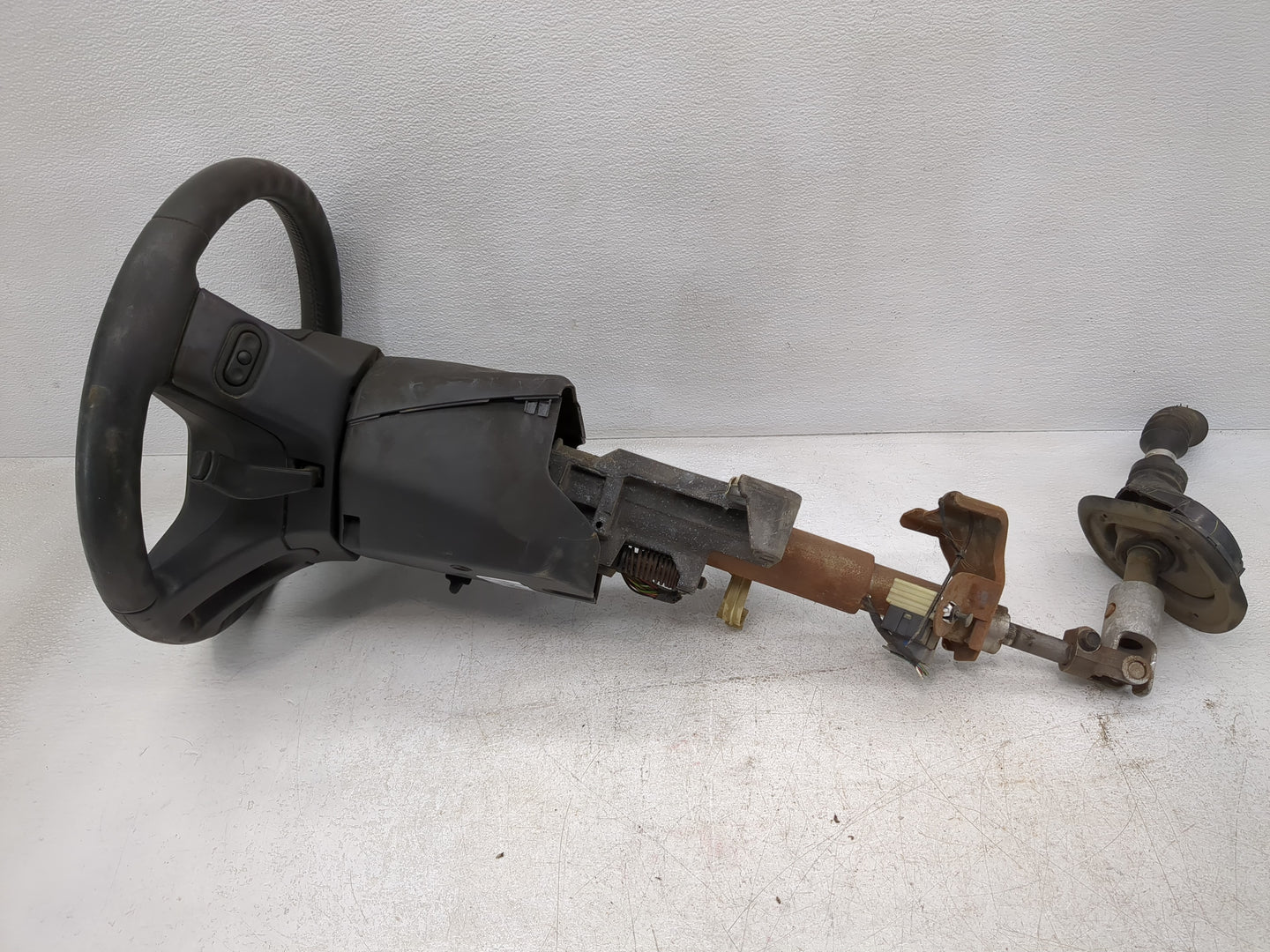 Dodge Ram 1500 A/t Power Steering Column With Motor - Oemusedautoparts1.com