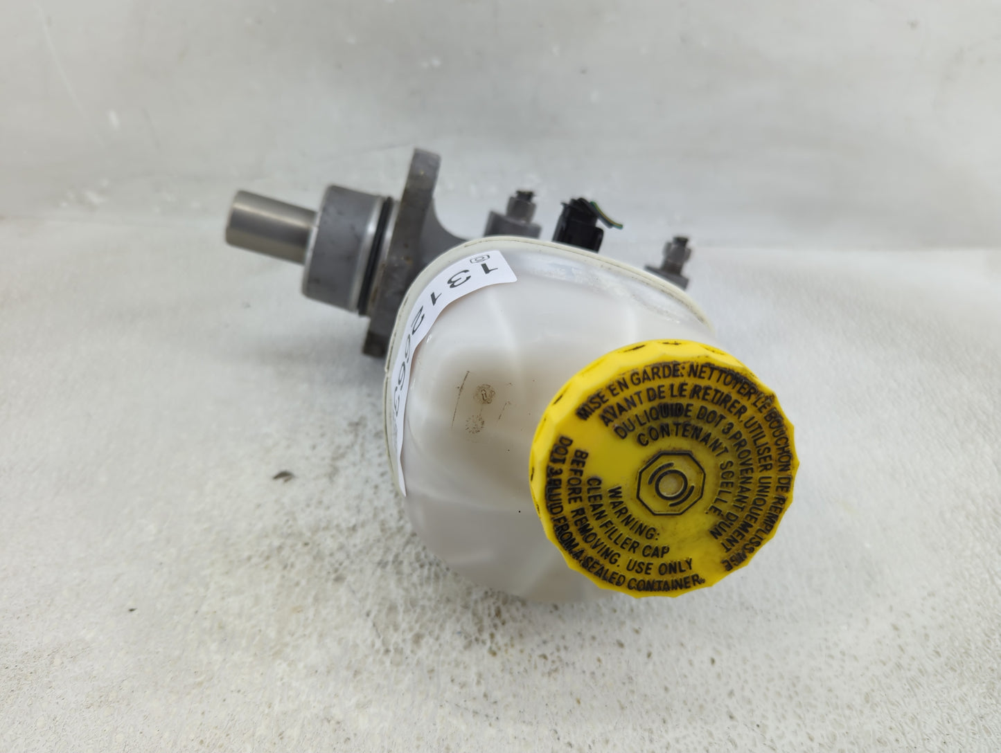 2007-2008 Dodge Ram 1500 Brake Master Cylinder 1312663 - Oemusedautoparts1.com