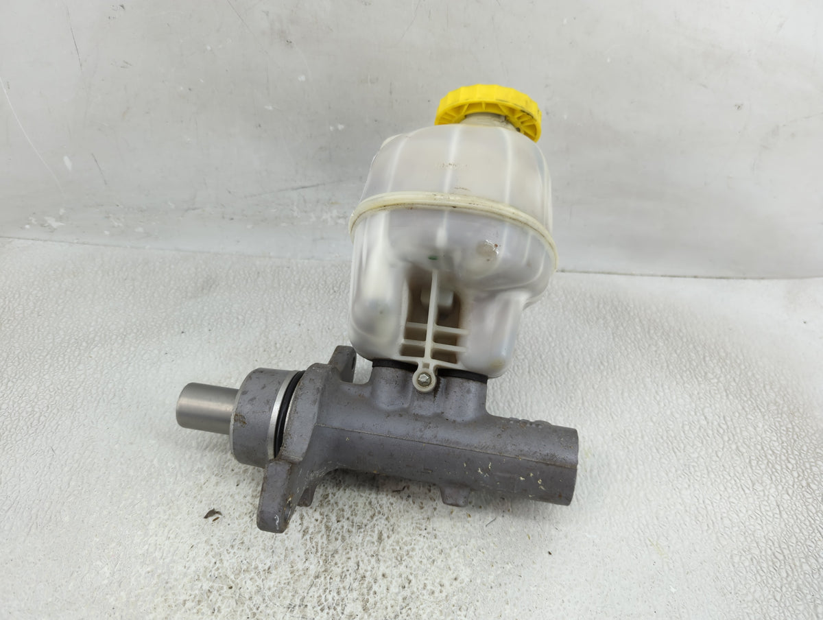 2007-2008 Dodge Ram 1500 Brake Master Cylinder 1312663 - Oemusedautoparts1.com