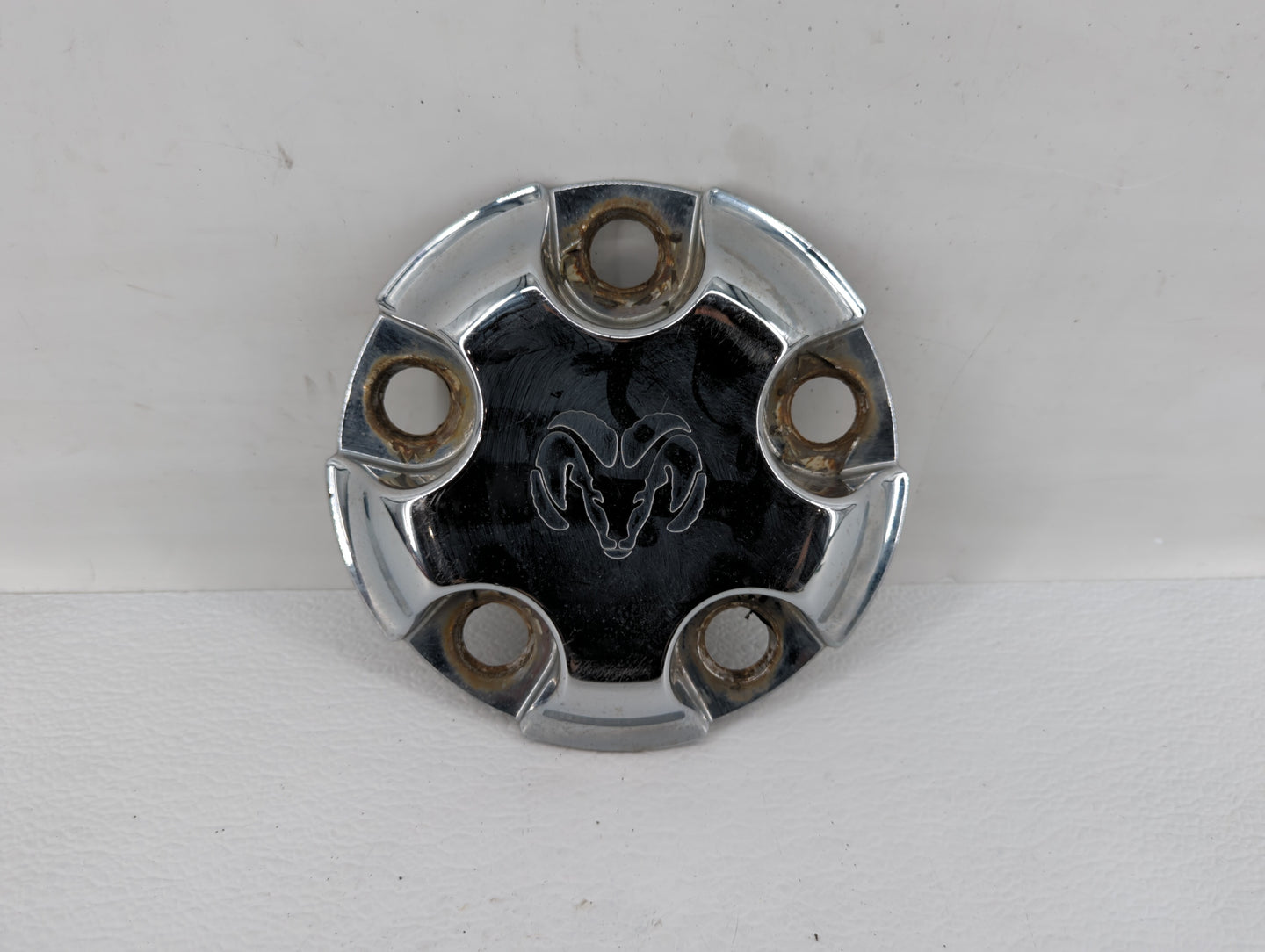 2010 Dodge Ram 1500 Rim Wheel Center Cap - Oemusedautoparts1.com