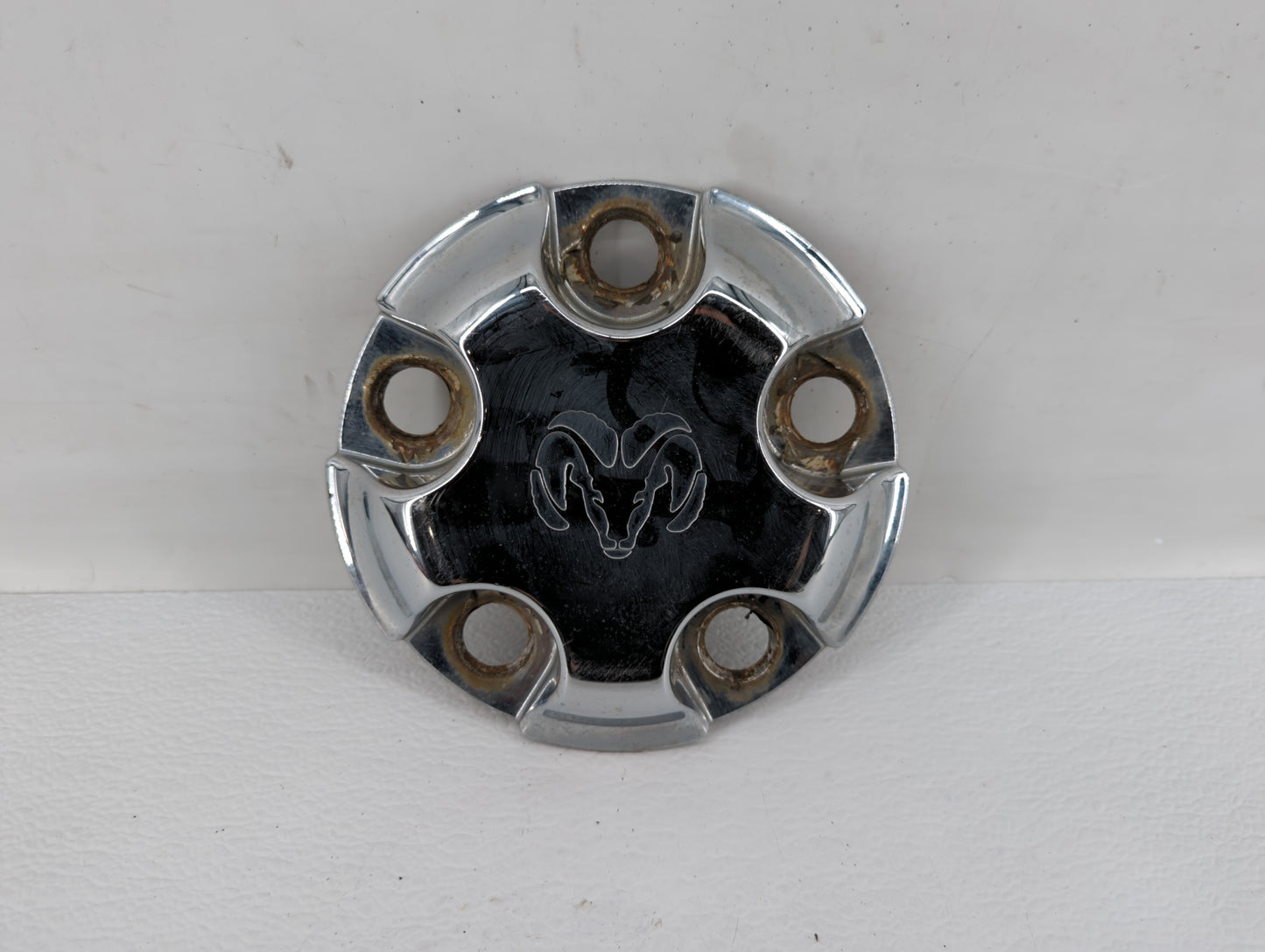 2010 Dodge Ram 1500 Rim Wheel Center Cap - Oemusedautoparts1.com