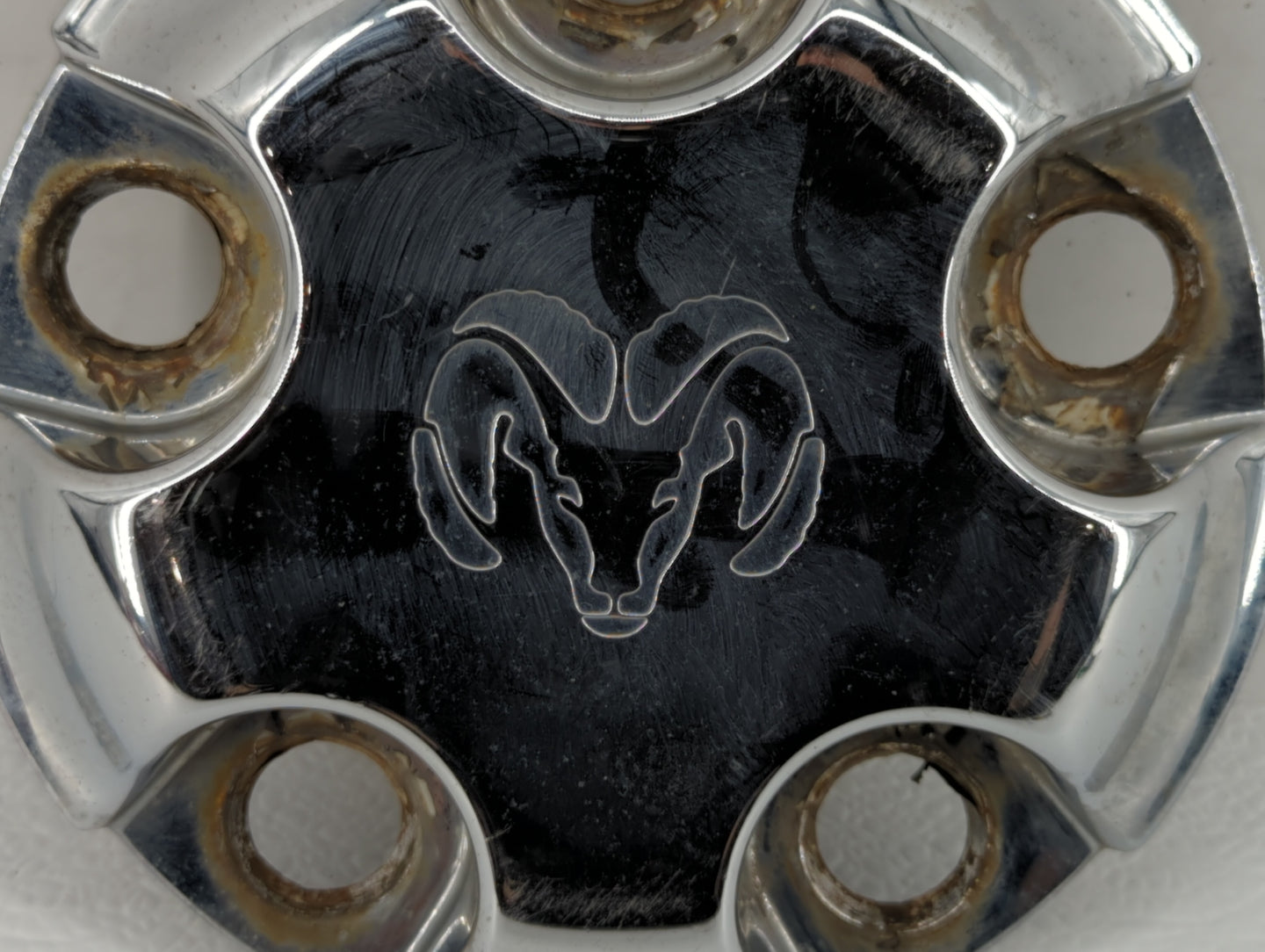 2010 Dodge Ram 1500 Rim Wheel Center Cap - Oemusedautoparts1.com