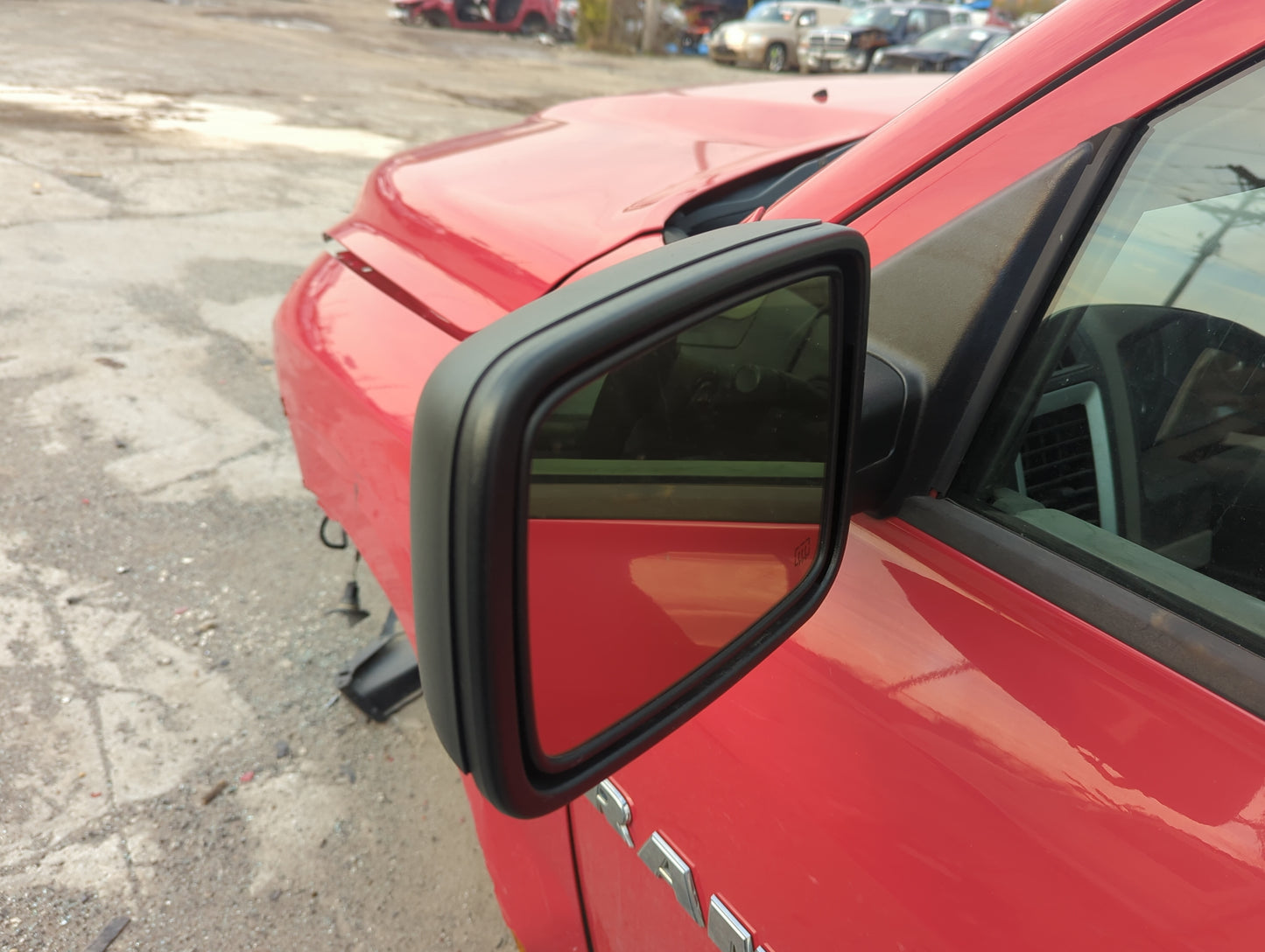 2009 Dodge Ram 1500 Driver Side View Mirror - Left Door Mirror OEM Used - Oemusedautoparts1.com